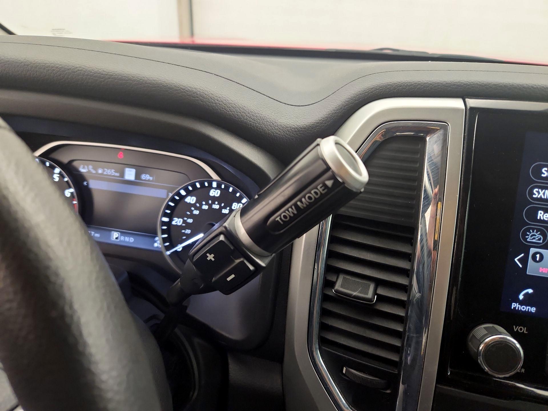 Thumbnail: 2021 Nissan Titan - 17