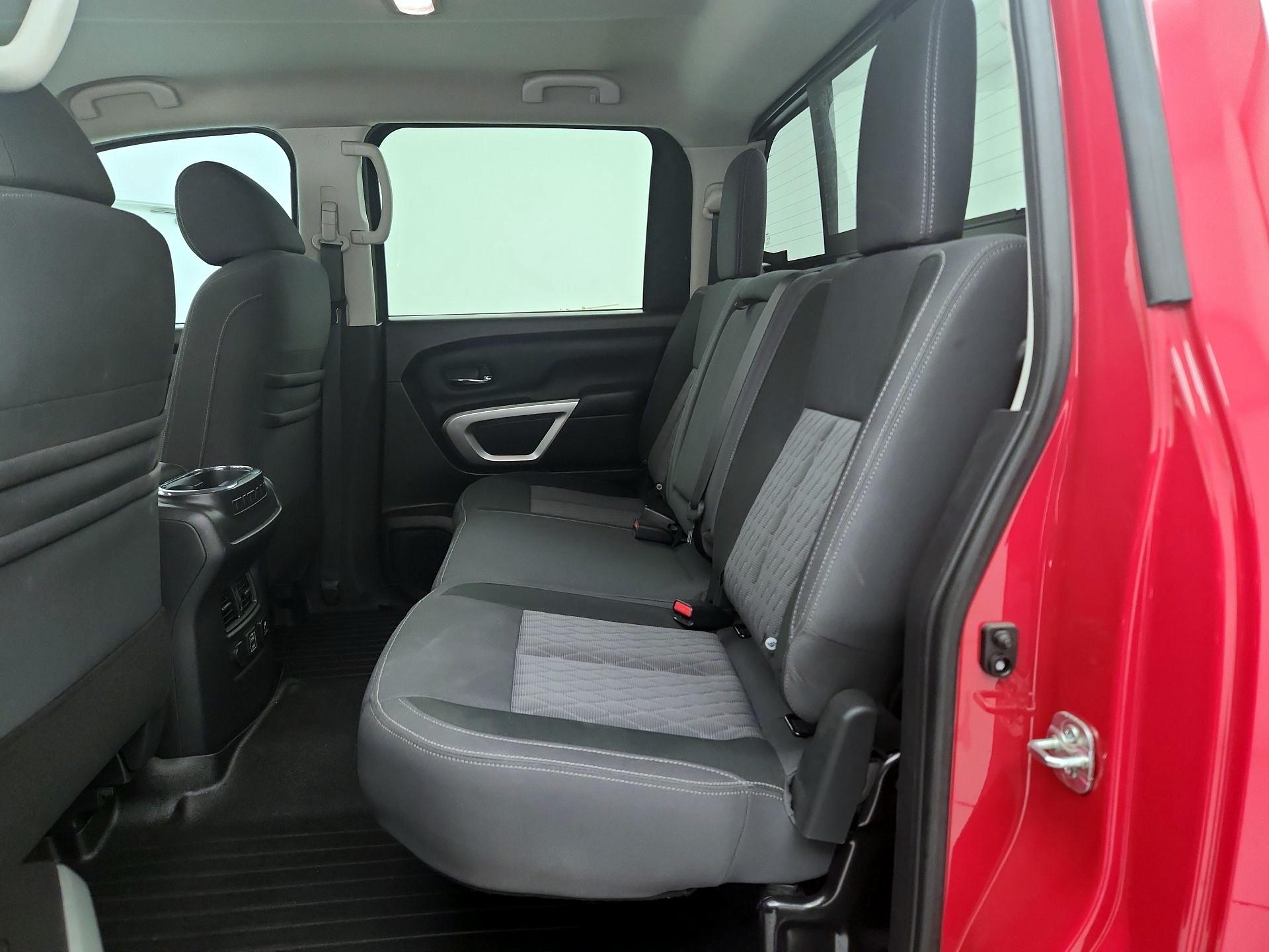 Thumbnail: 2021 Nissan Titan - 19