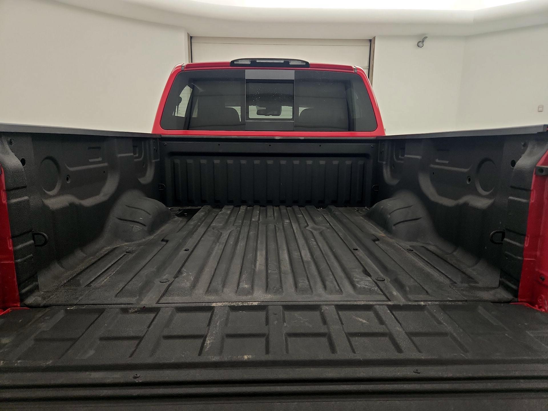 Thumbnail: 2021 Nissan Titan - 20