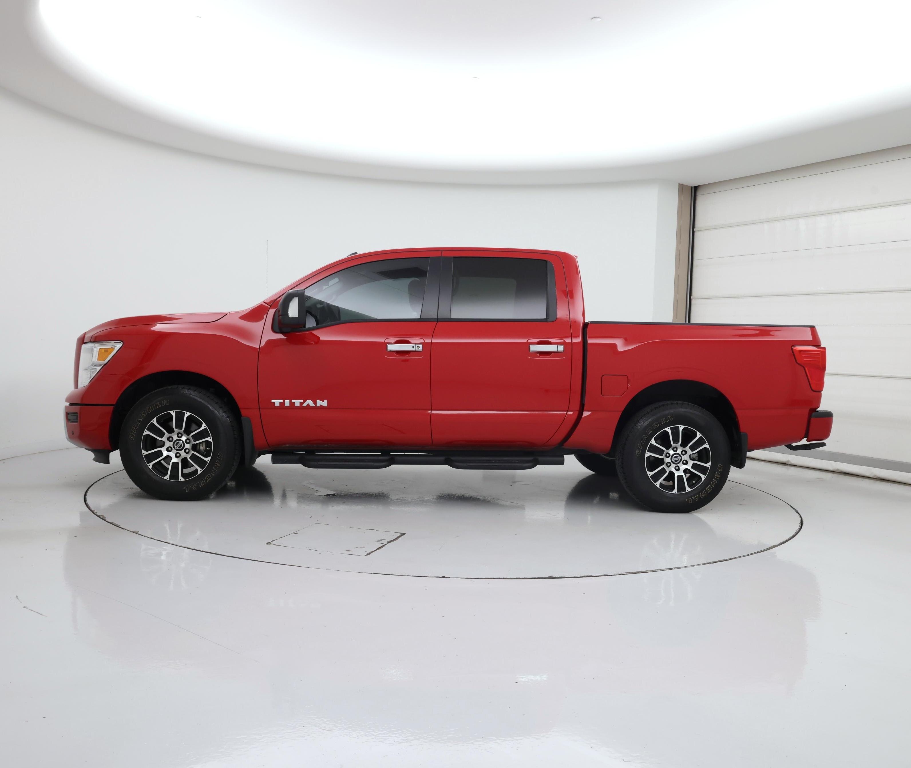 Thumbnail: 2021 Nissan Titan - 3