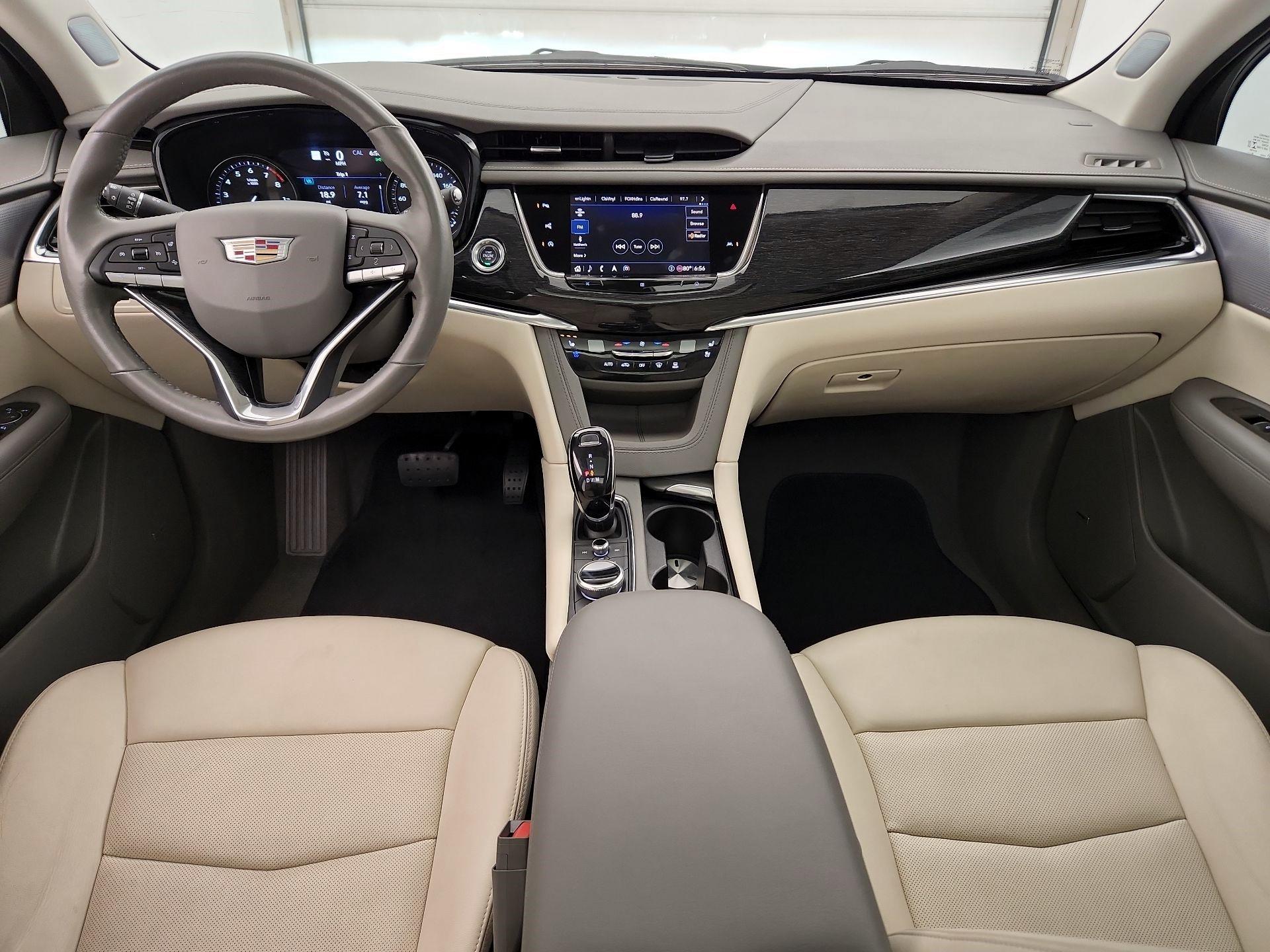 Thumbnail: 2020 Cadillac XT6 - 9