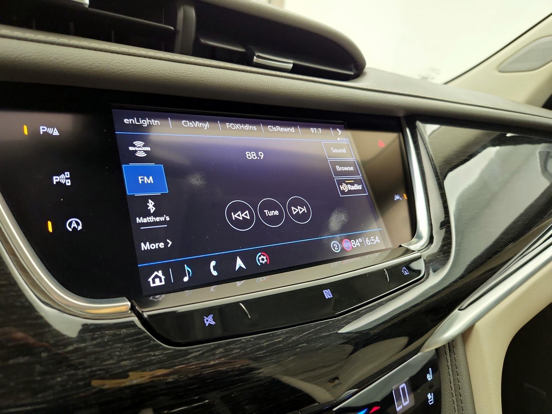 Thumbnail: 2020 Cadillac XT6 - 16