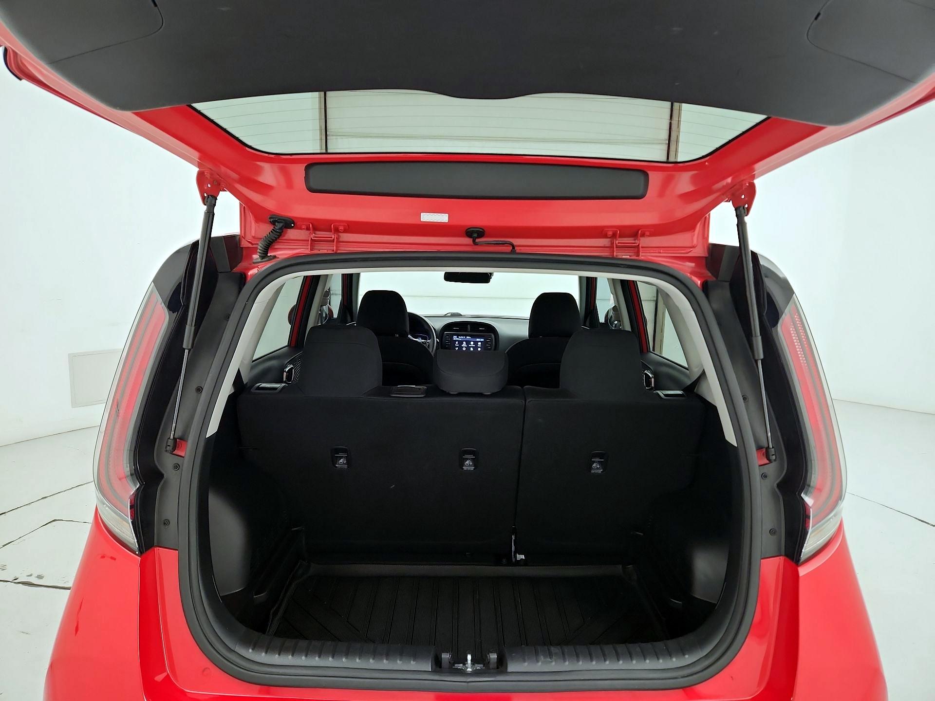 Thumbnail: 2023 Kia Soul - 20