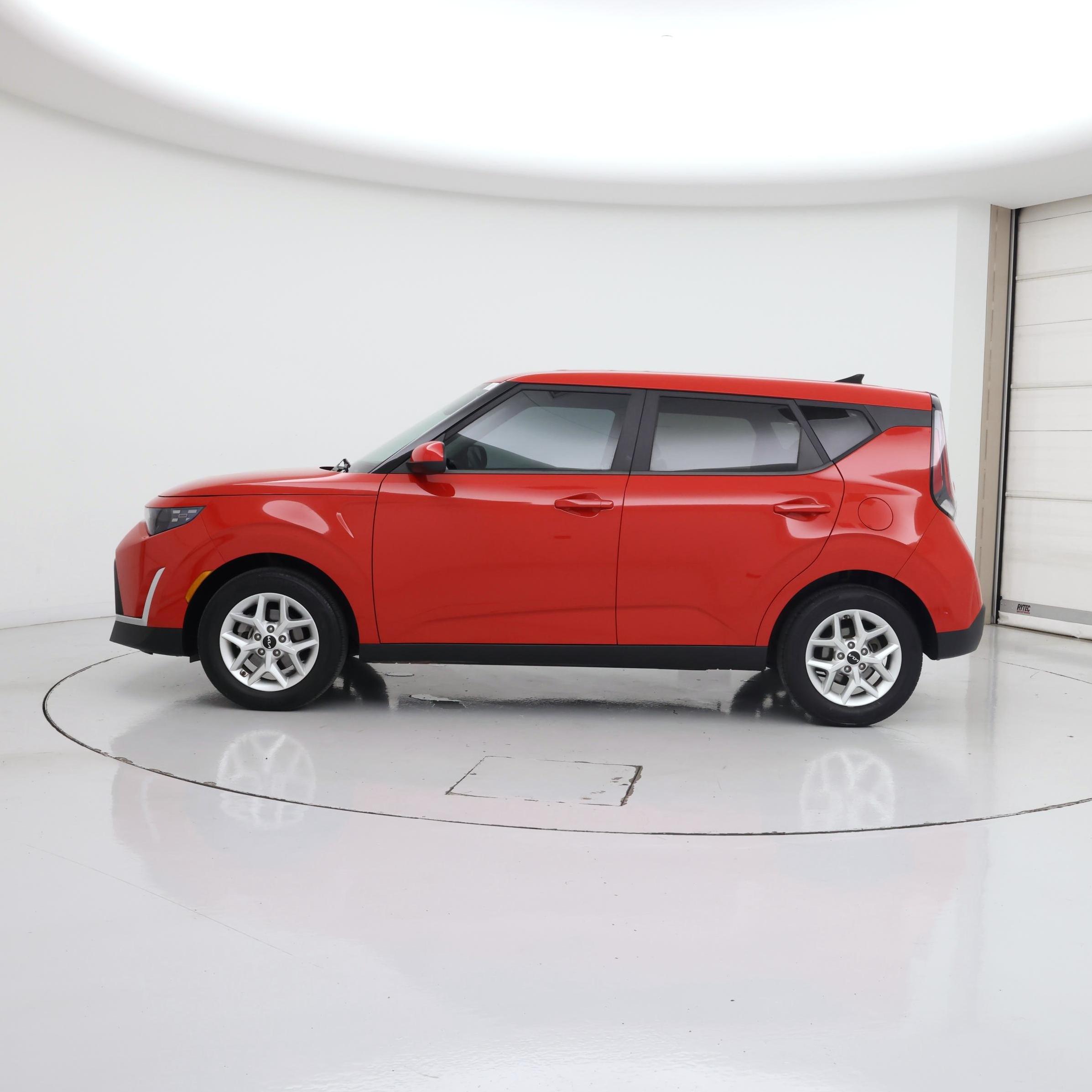 Thumbnail: 2023 Kia Soul - 3