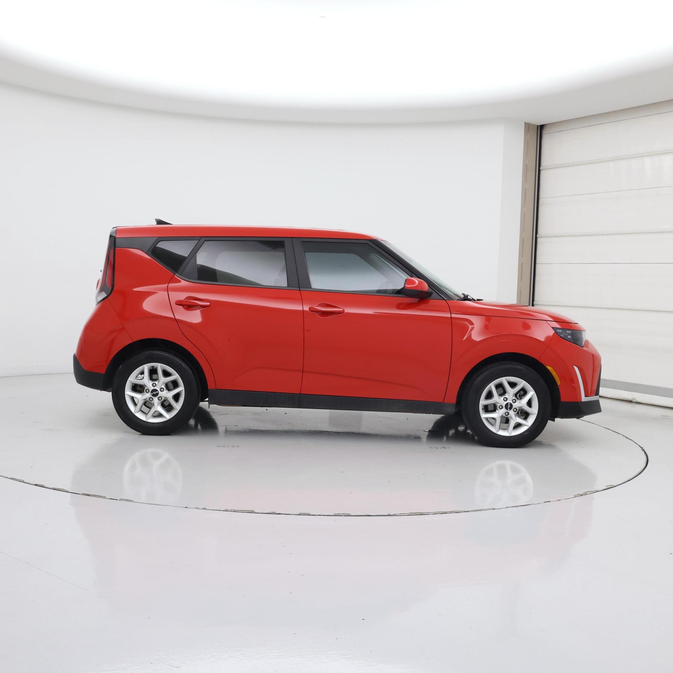 Thumbnail: 2023 Kia Soul - 7