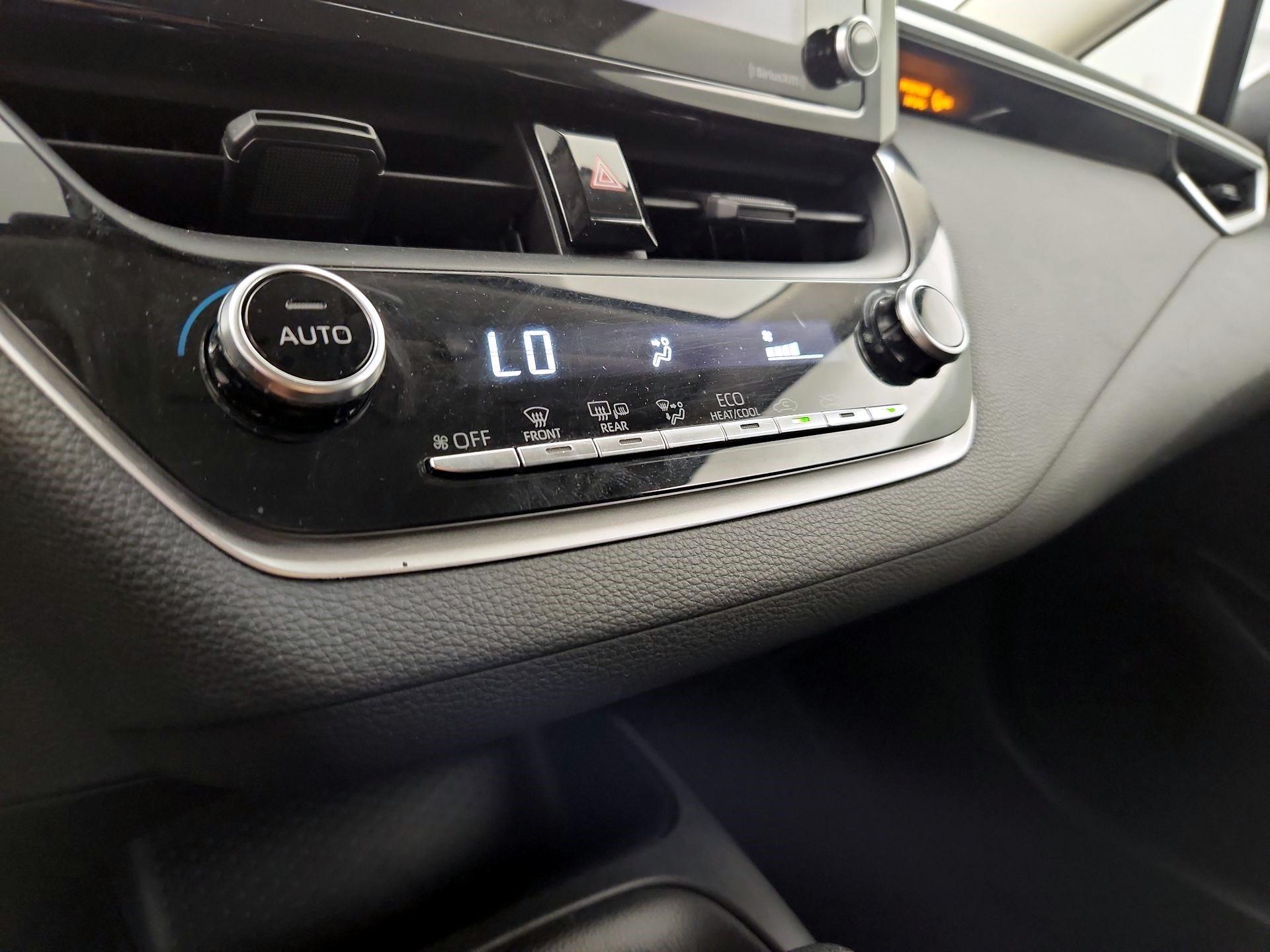 Thumbnail: 2021 Toyota Corolla - 16