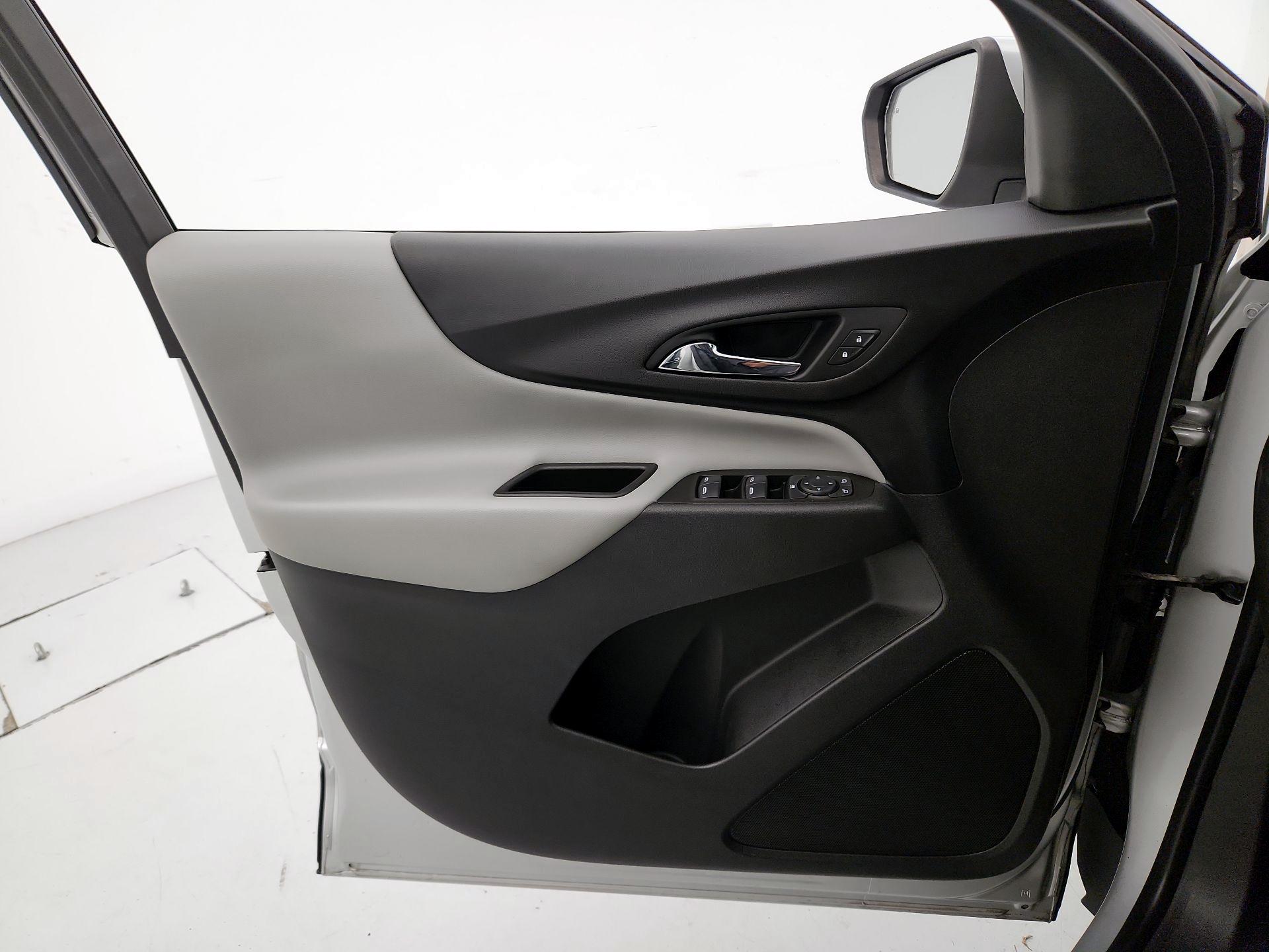 Thumbnail: 2021 Chevrolet Equinox - 12