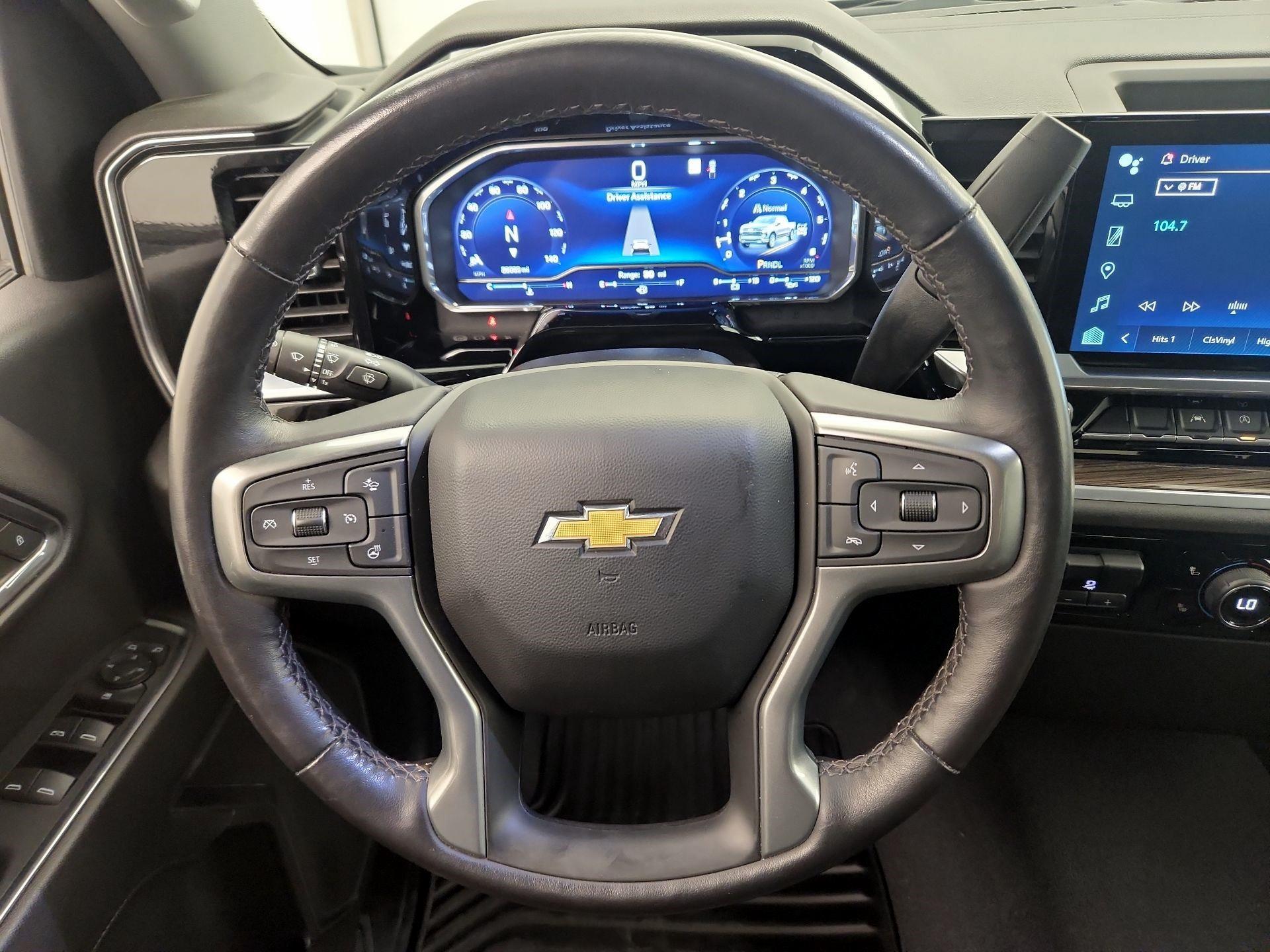 Thumbnail: 2022 Chevrolet Silverado 1500 - 10