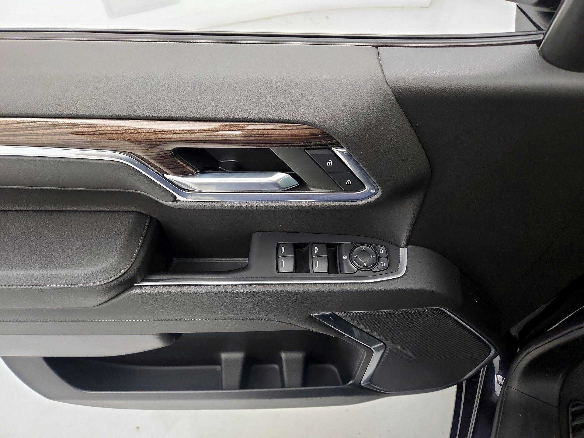 Thumbnail: 2022 Chevrolet Silverado 1500 - 12