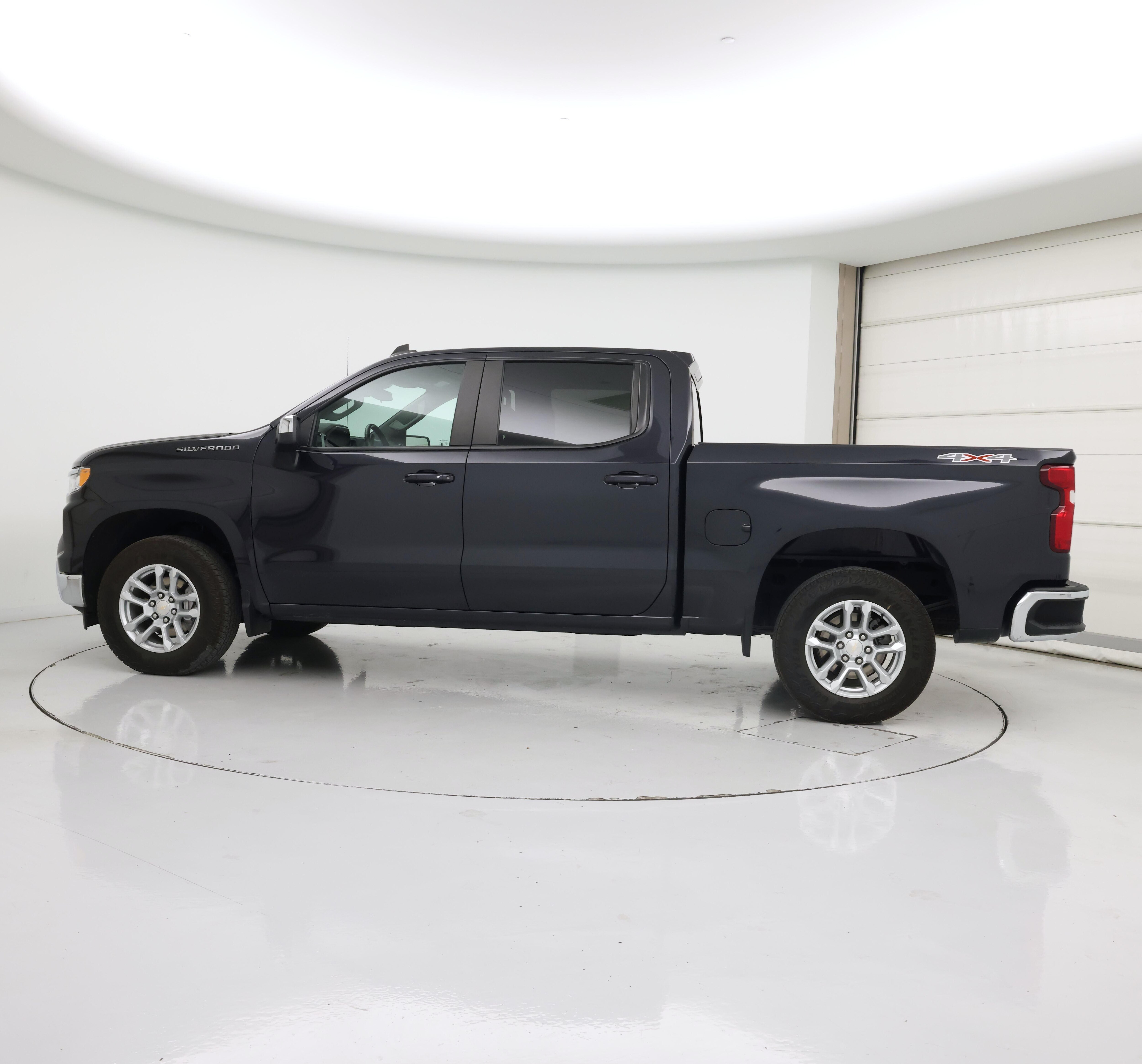 Thumbnail: 2022 Chevrolet Silverado 1500 - 3