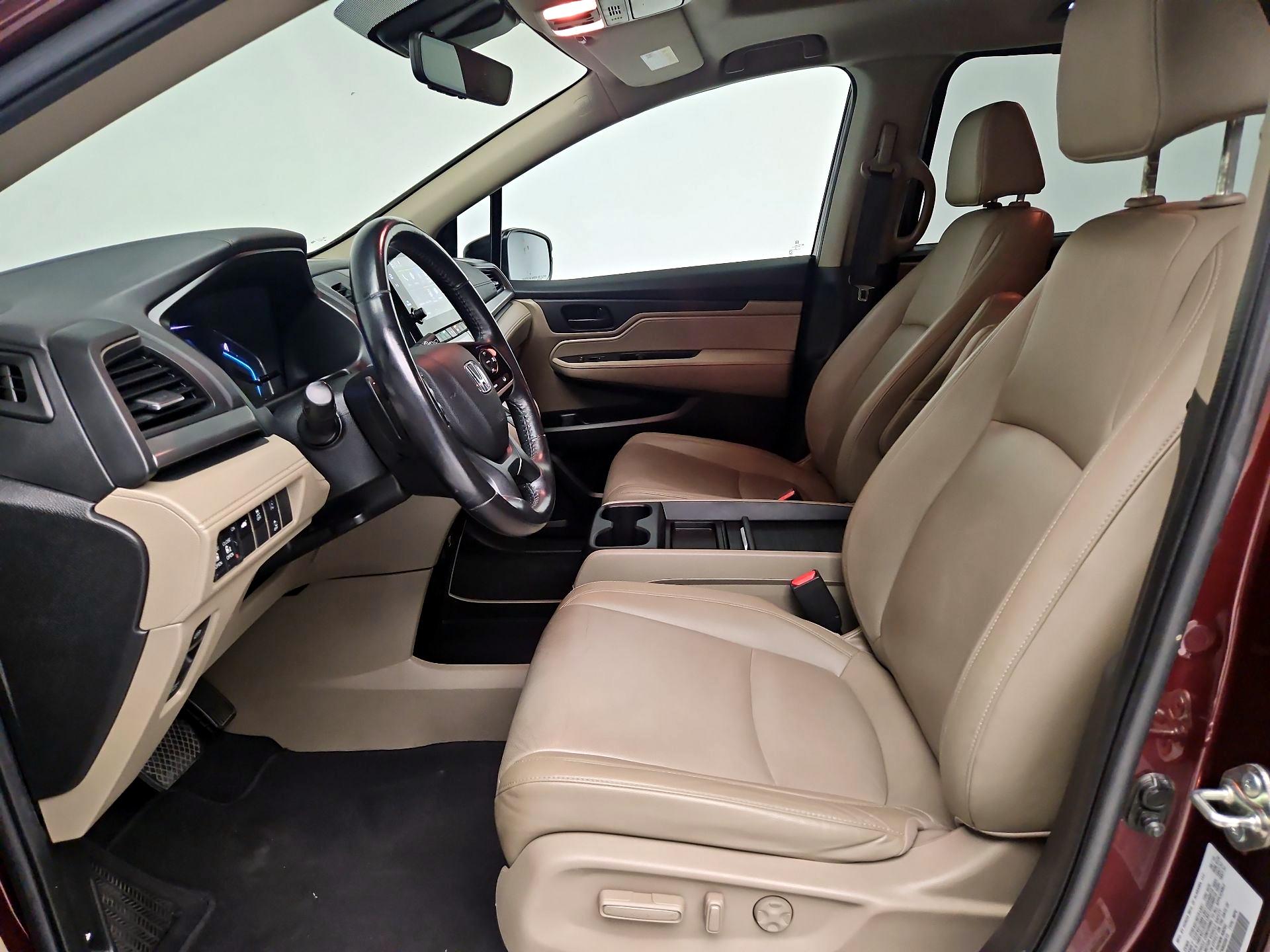 Thumbnail: 2019 Honda Odyssey - 11