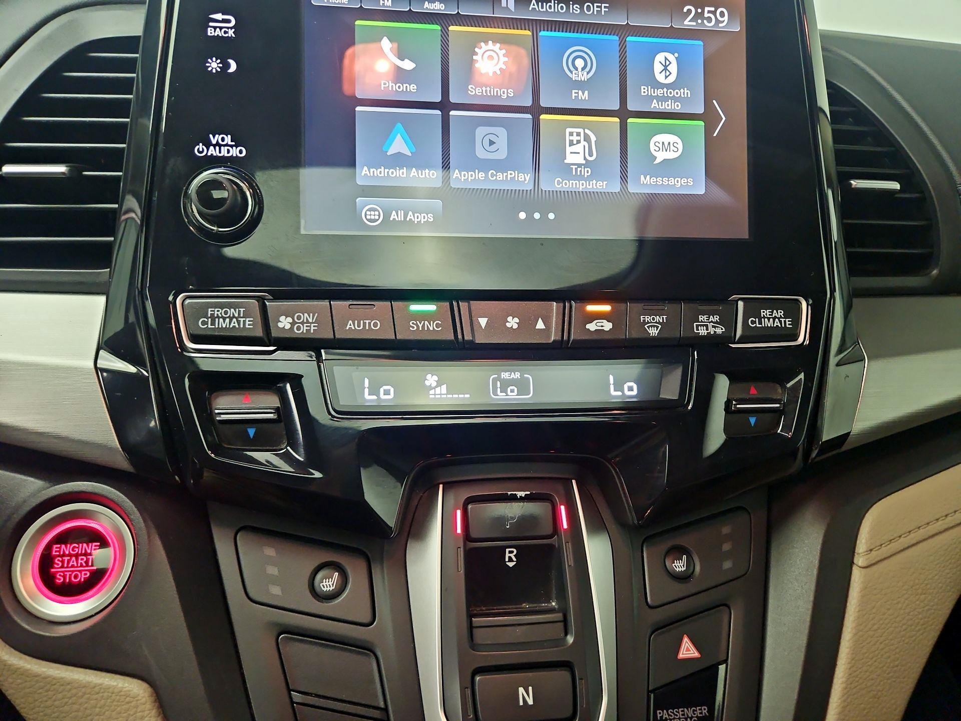 Thumbnail: 2019 Honda Odyssey - 16