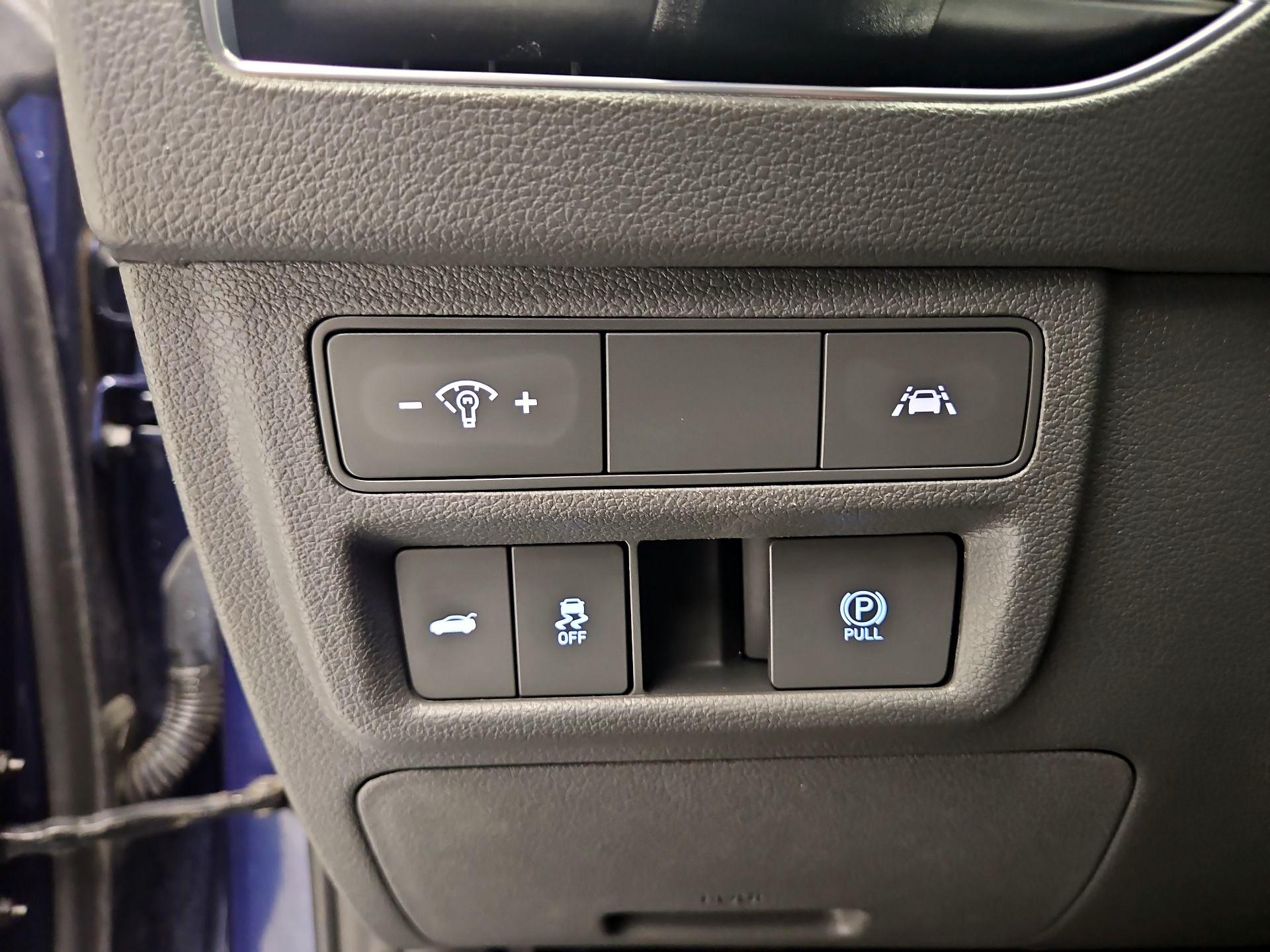 Thumbnail: 2021 Hyundai Sonata - 13