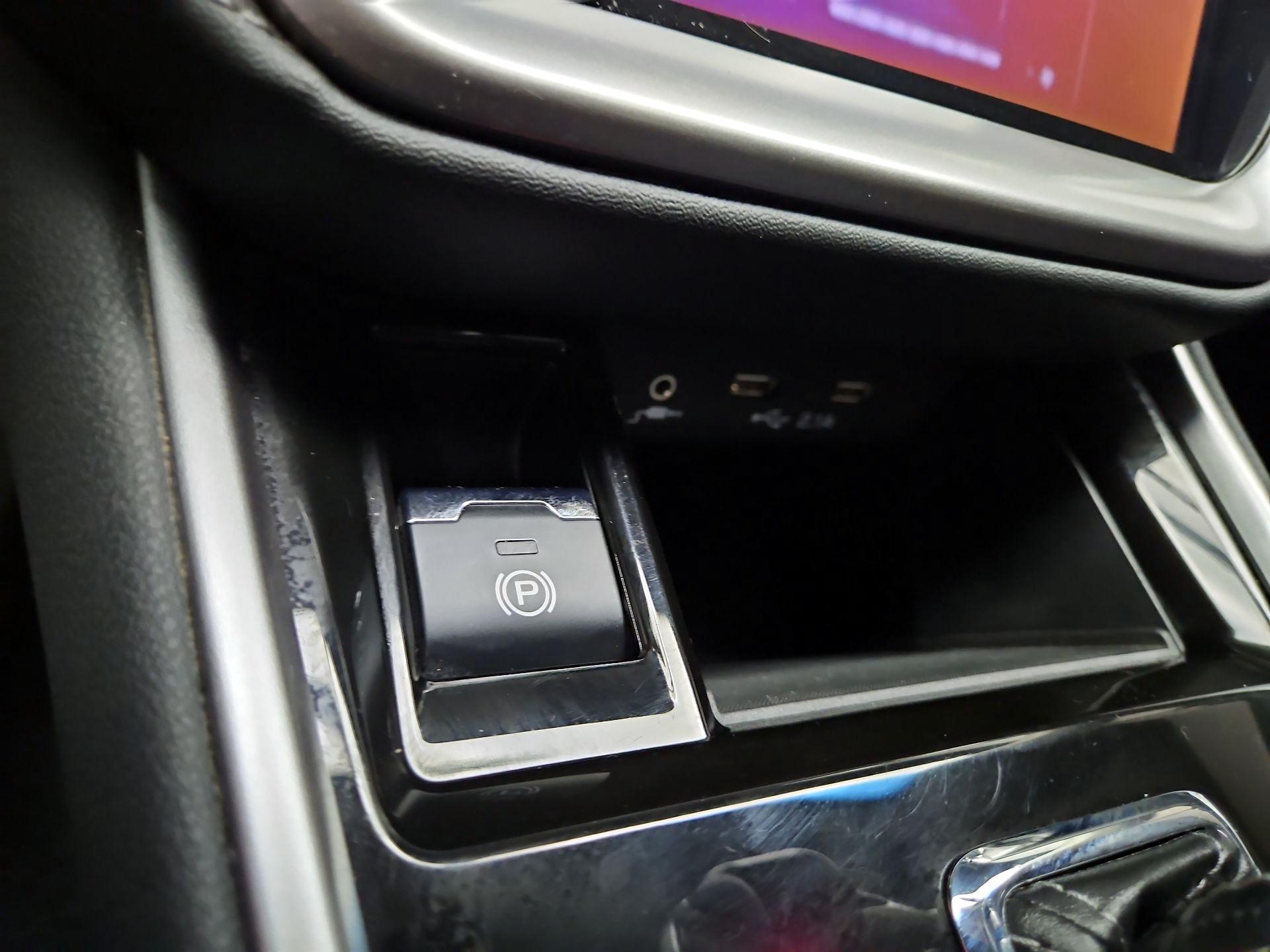 Thumbnail: 2020 Subaru Outback - 18