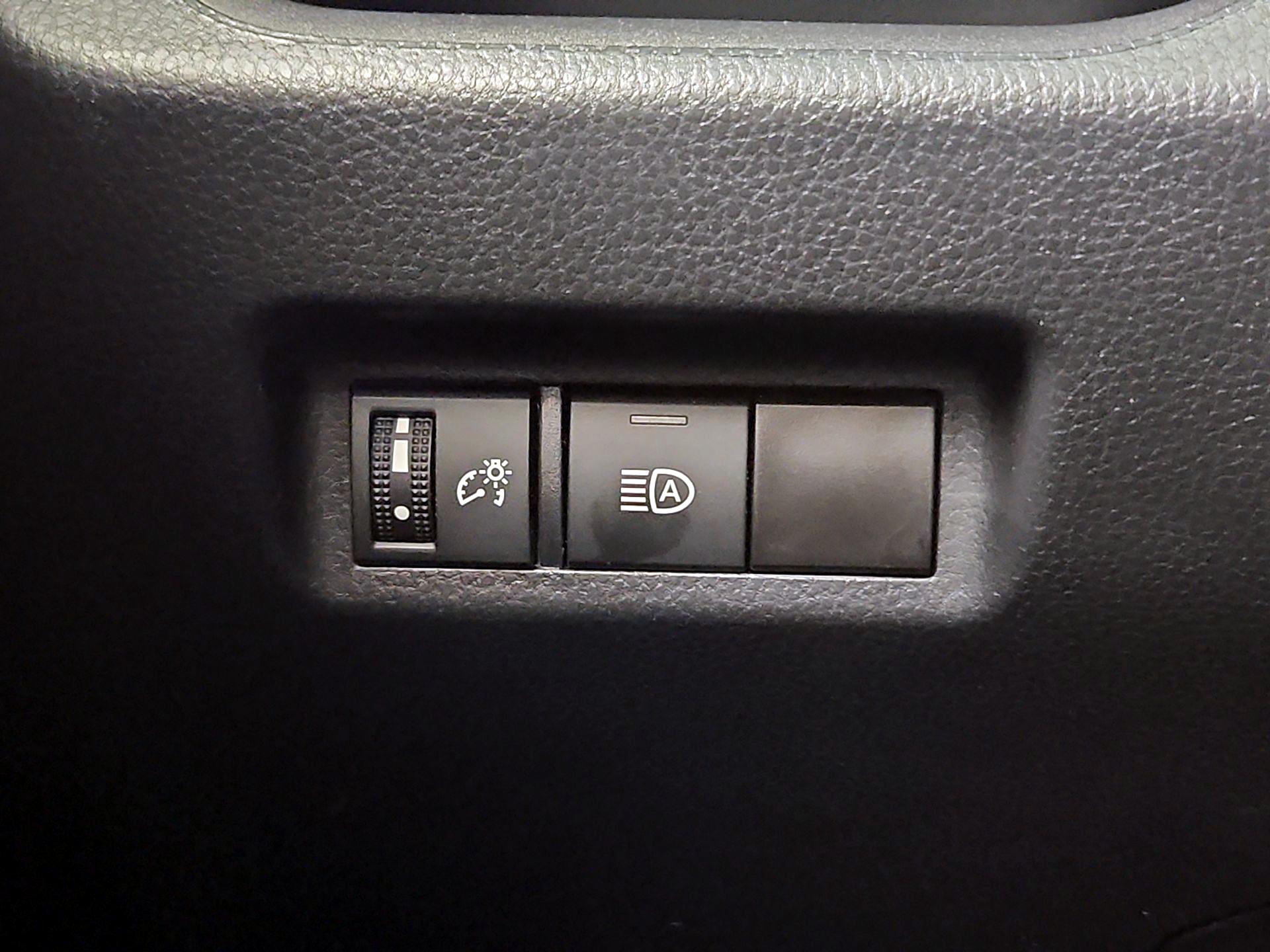 Thumbnail: 2023 Toyota RAV4 - 13