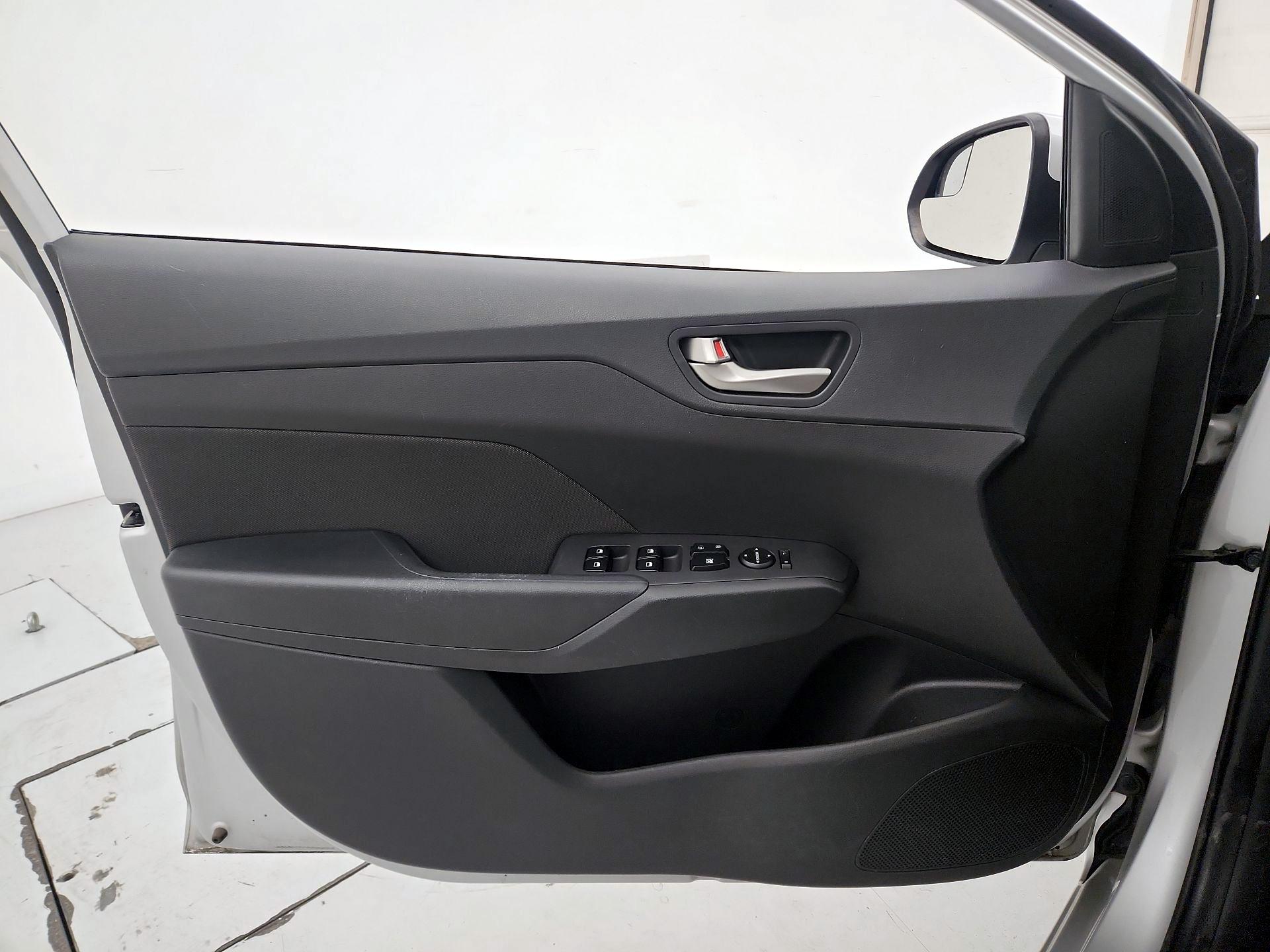 Thumbnail: 2020 Hyundai Accent - 12