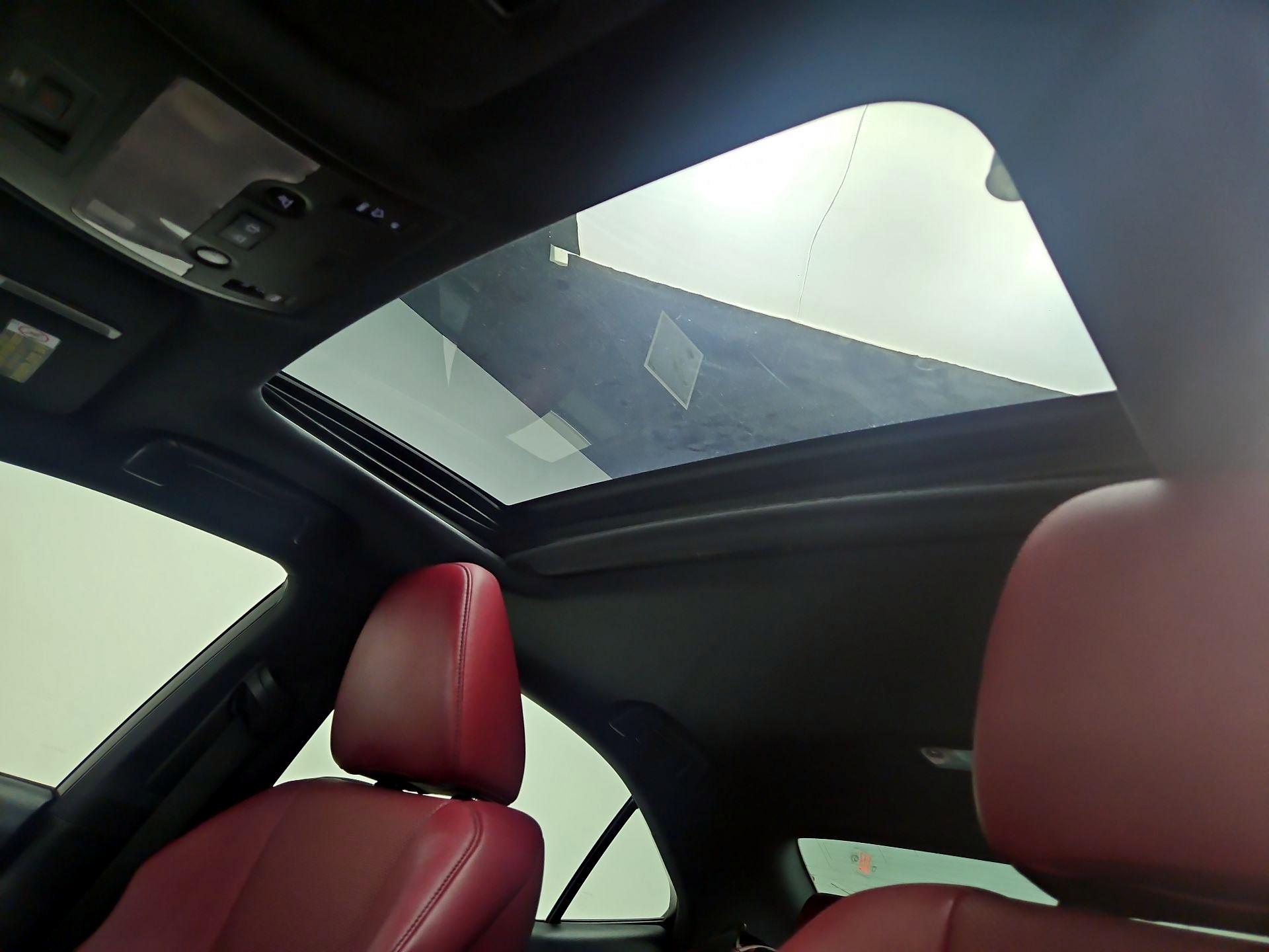 Thumbnail: 2014 Lexus IS - 19