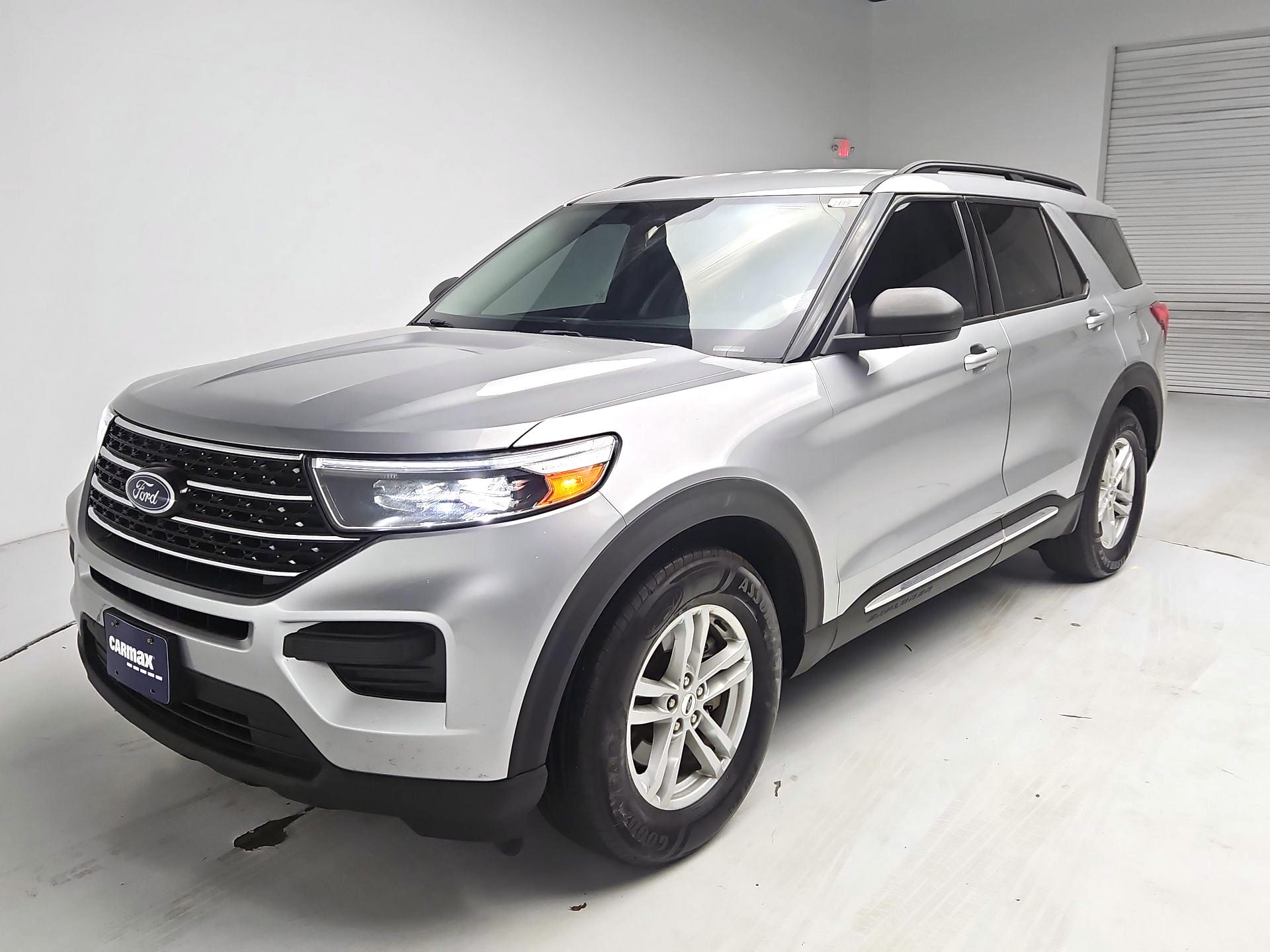 Thumbnail: 2021 Ford Explorer - 3