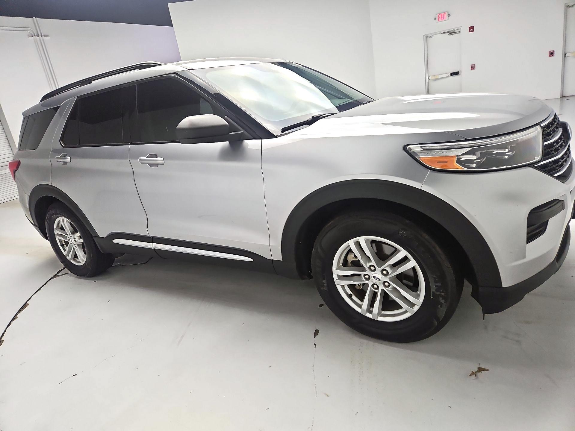 Thumbnail: 2021 Ford Explorer - 4