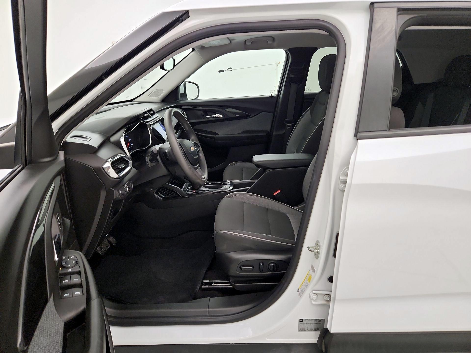 Thumbnail: 2022 Chevrolet TrailBlazer - 11