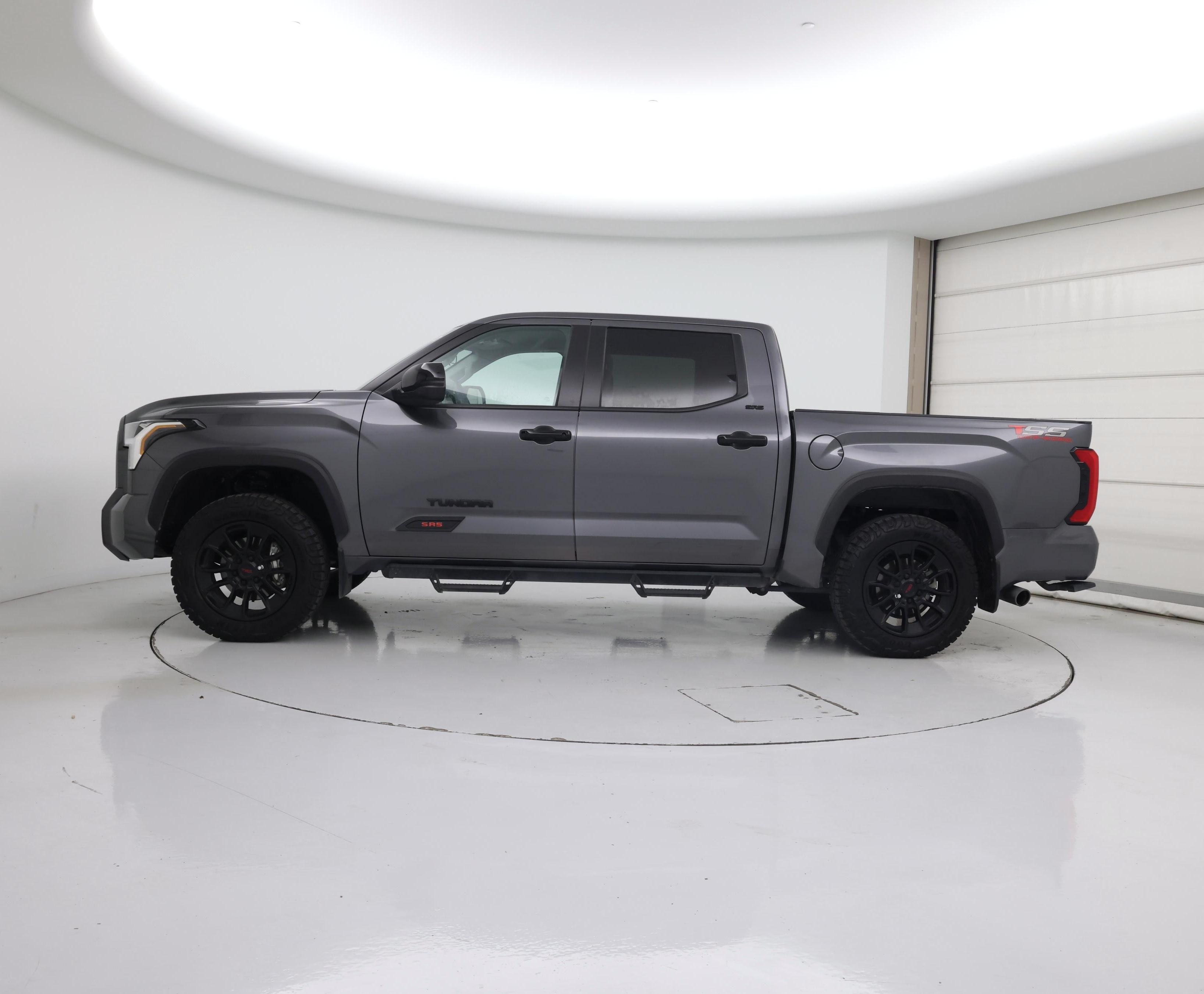 Thumbnail: 2024 Toyota Tundra - 3