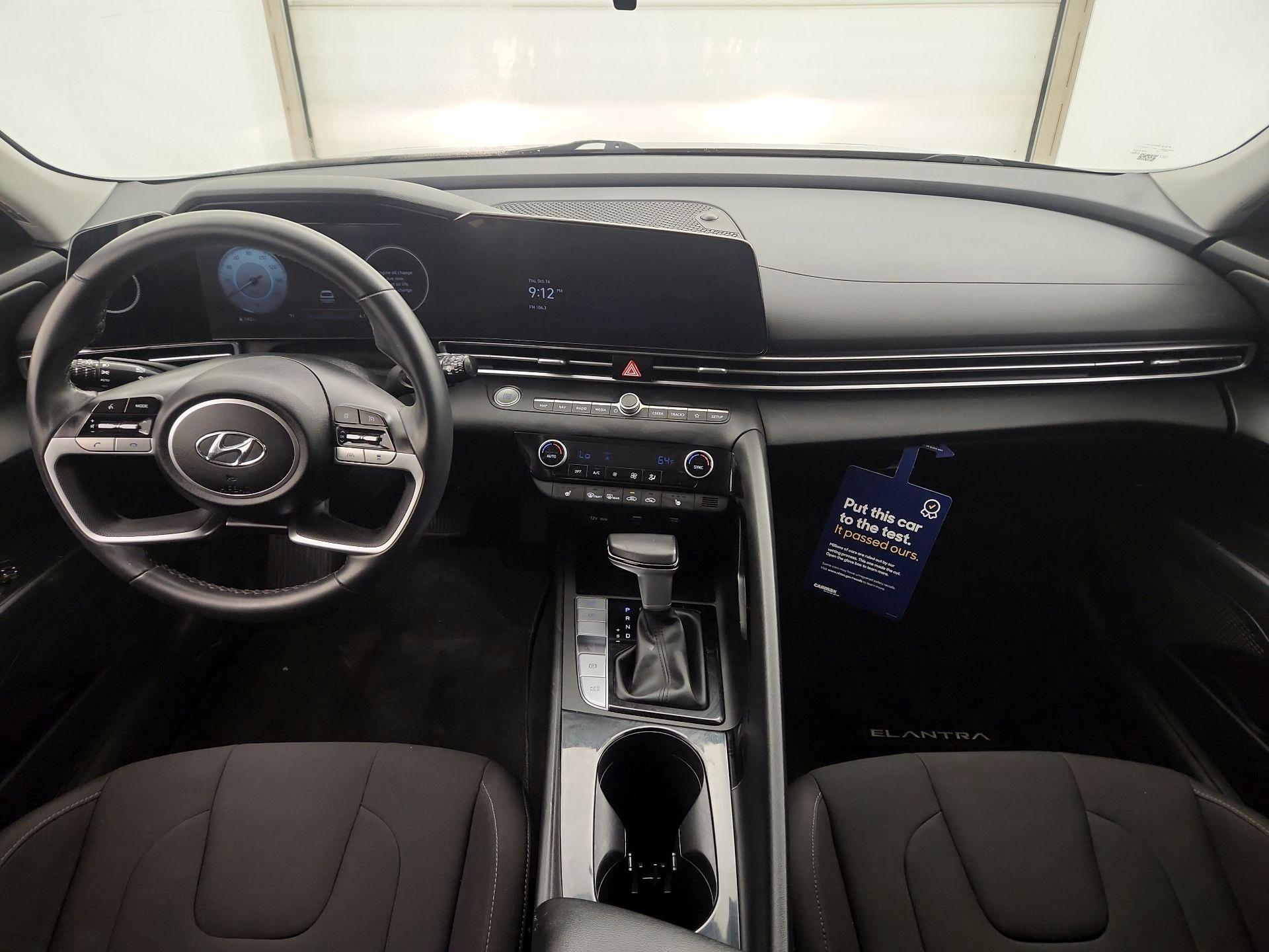 Thumbnail: 2023 Hyundai Elantra - 9