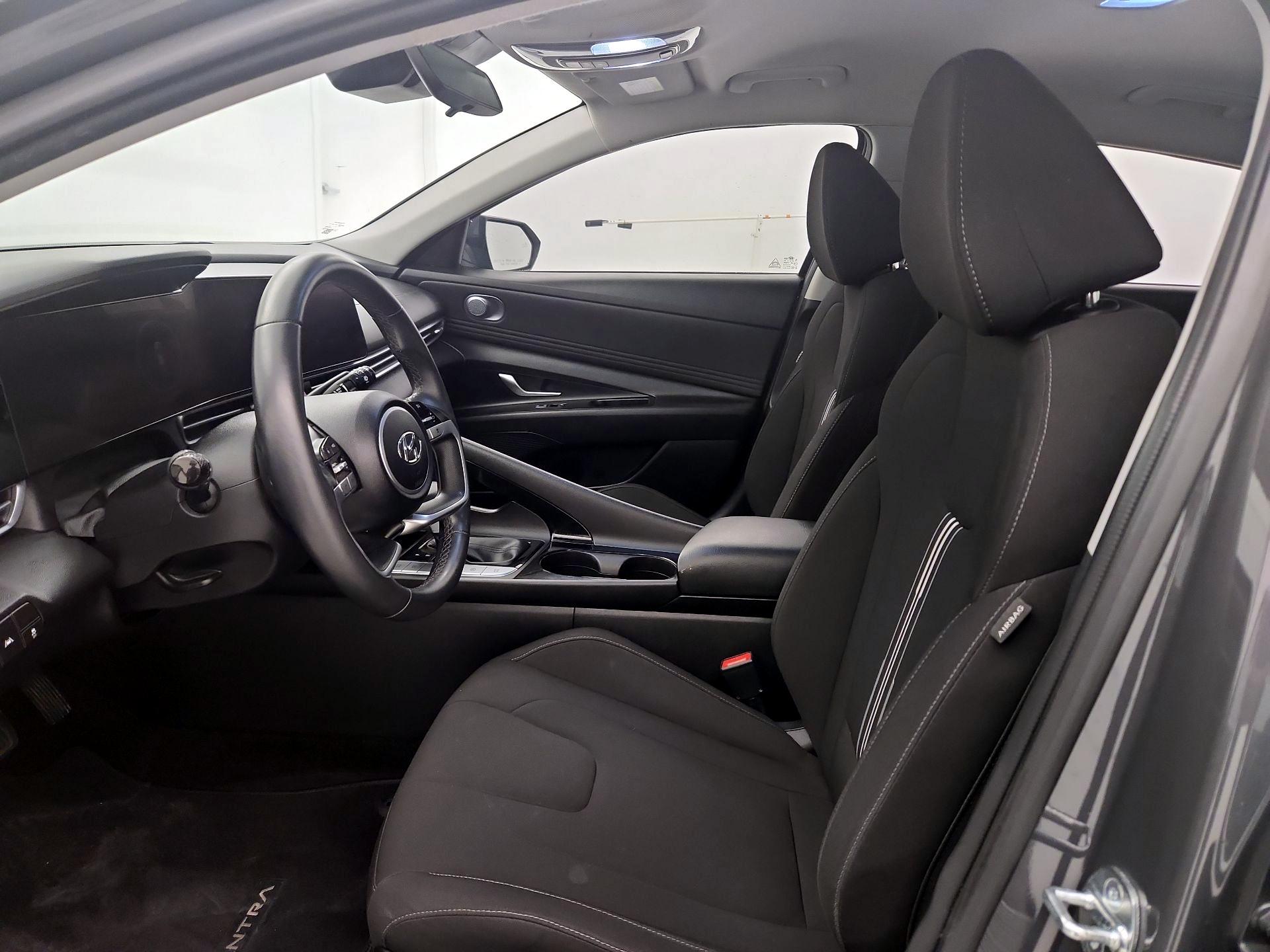 Thumbnail: 2023 Hyundai Elantra - 11