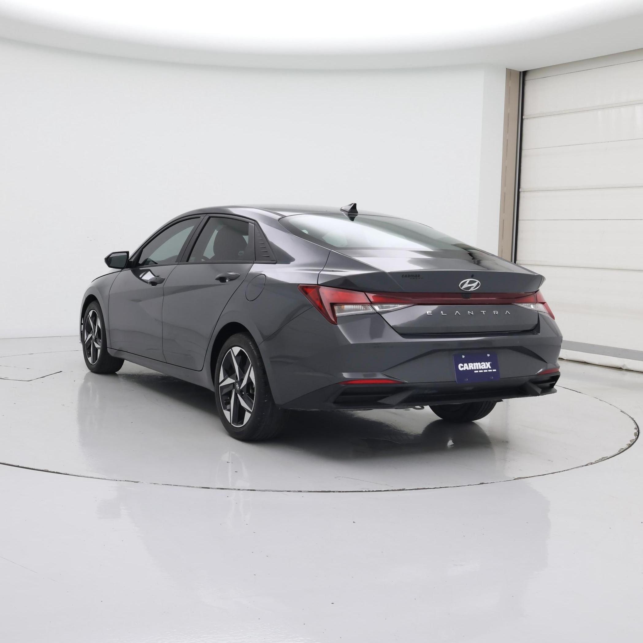 Thumbnail: 2023 Hyundai Elantra - 2