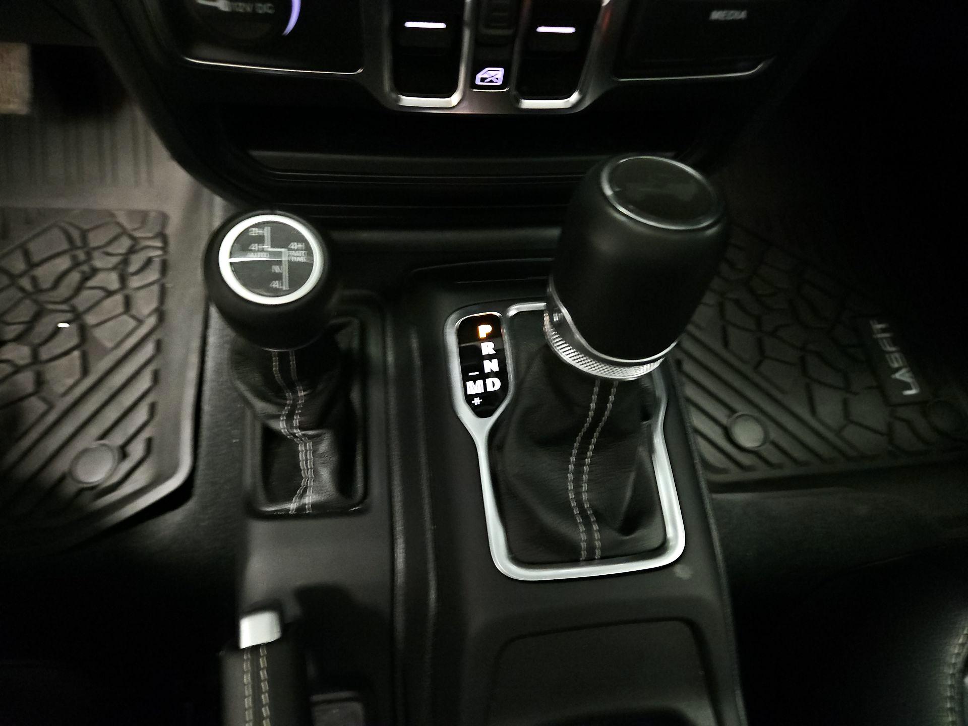 Thumbnail: 2023 Jeep Wrangler - 18