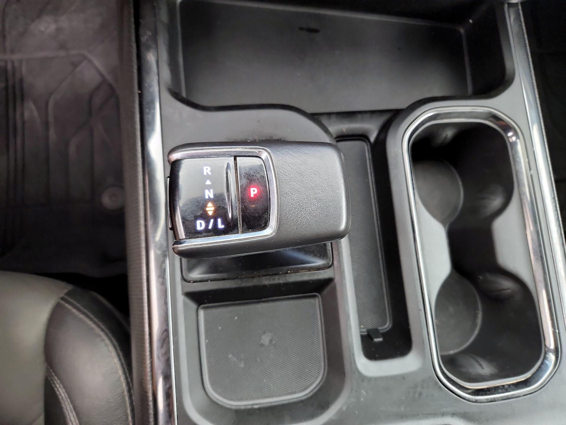 Thumbnail: 2022 Chevrolet Silverado 1500 - 18