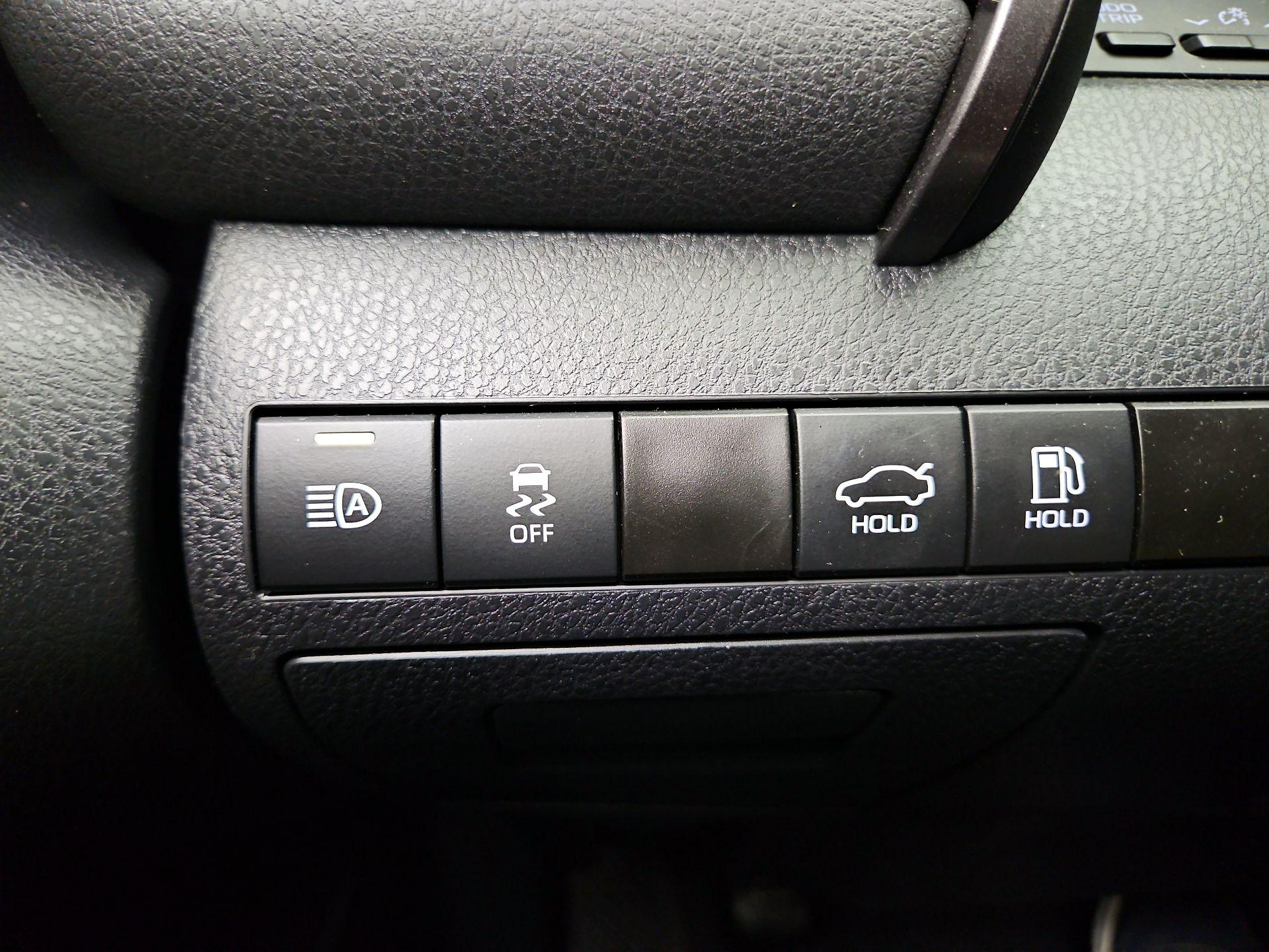 Thumbnail: 2024 Toyota Camry - 13