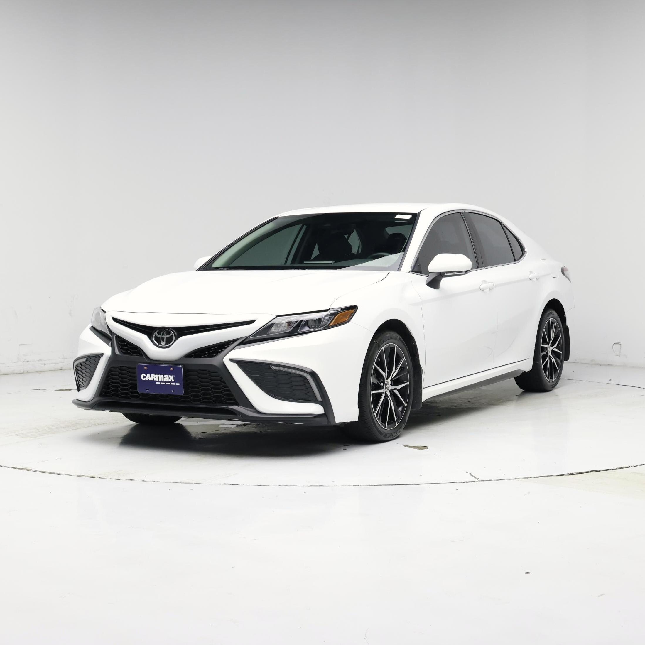 Thumbnail: 2024 Toyota Camry - 4