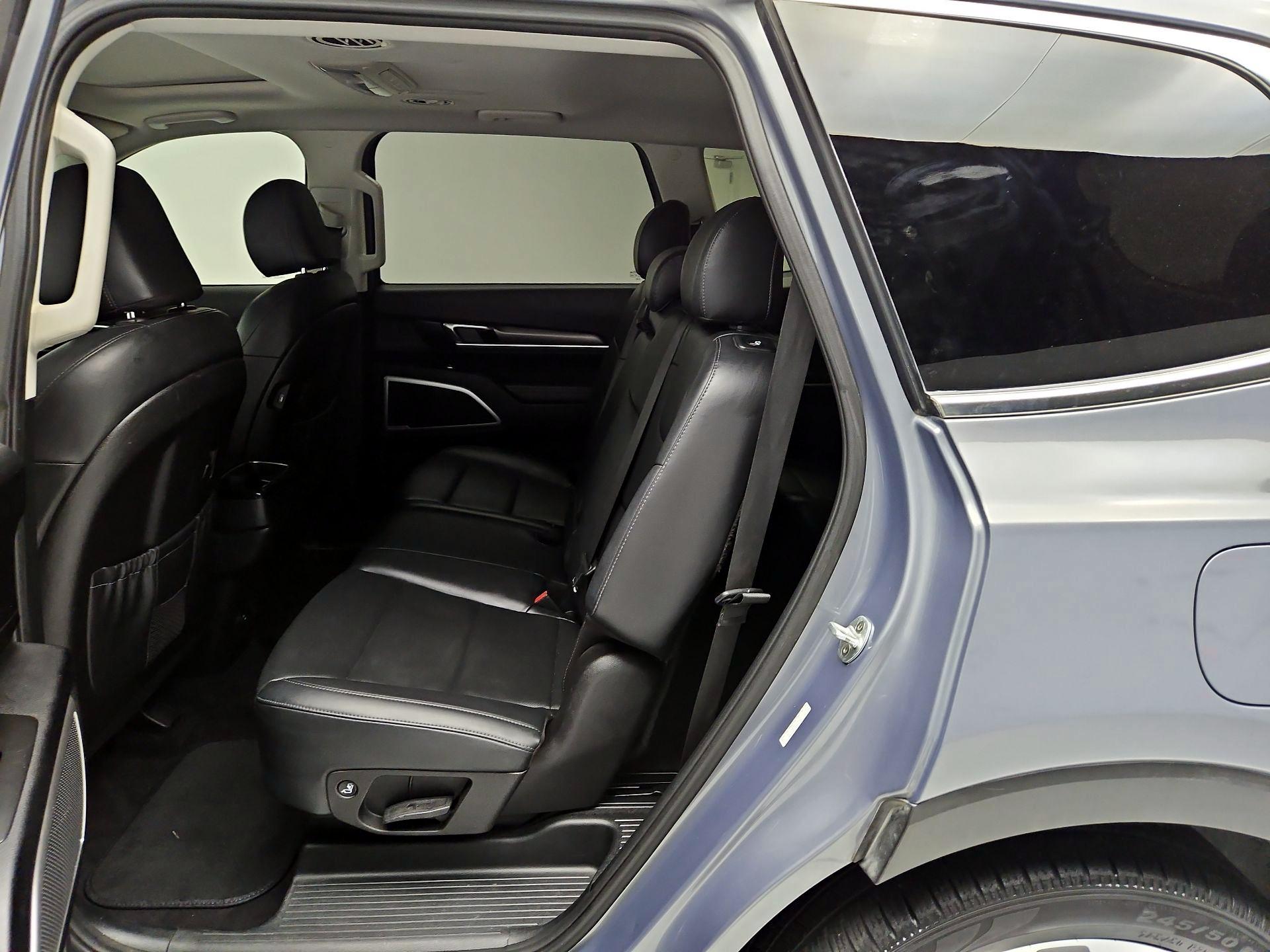 Thumbnail: 2020 Kia Telluride - 20
