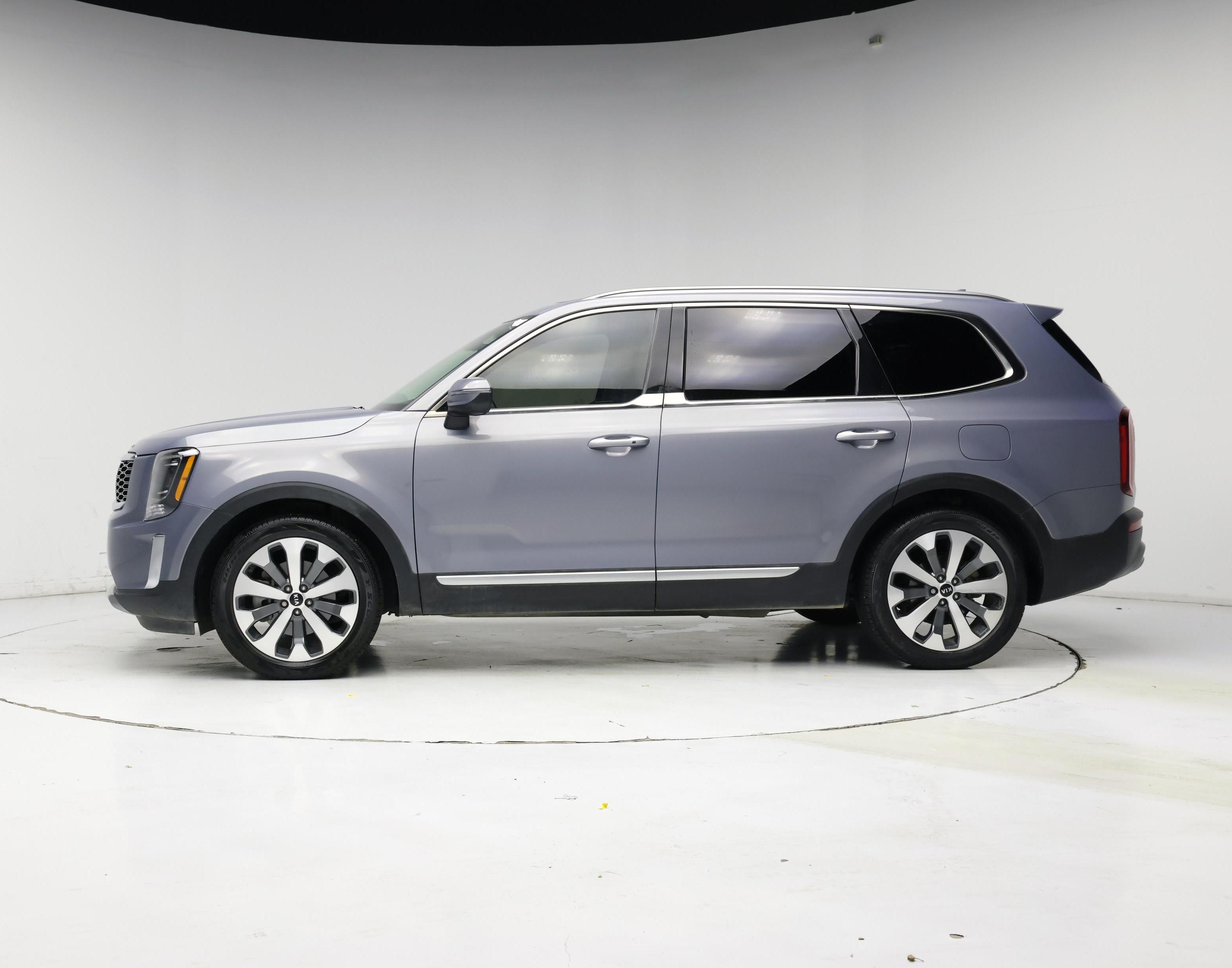 Thumbnail: 2020 Kia Telluride - 3