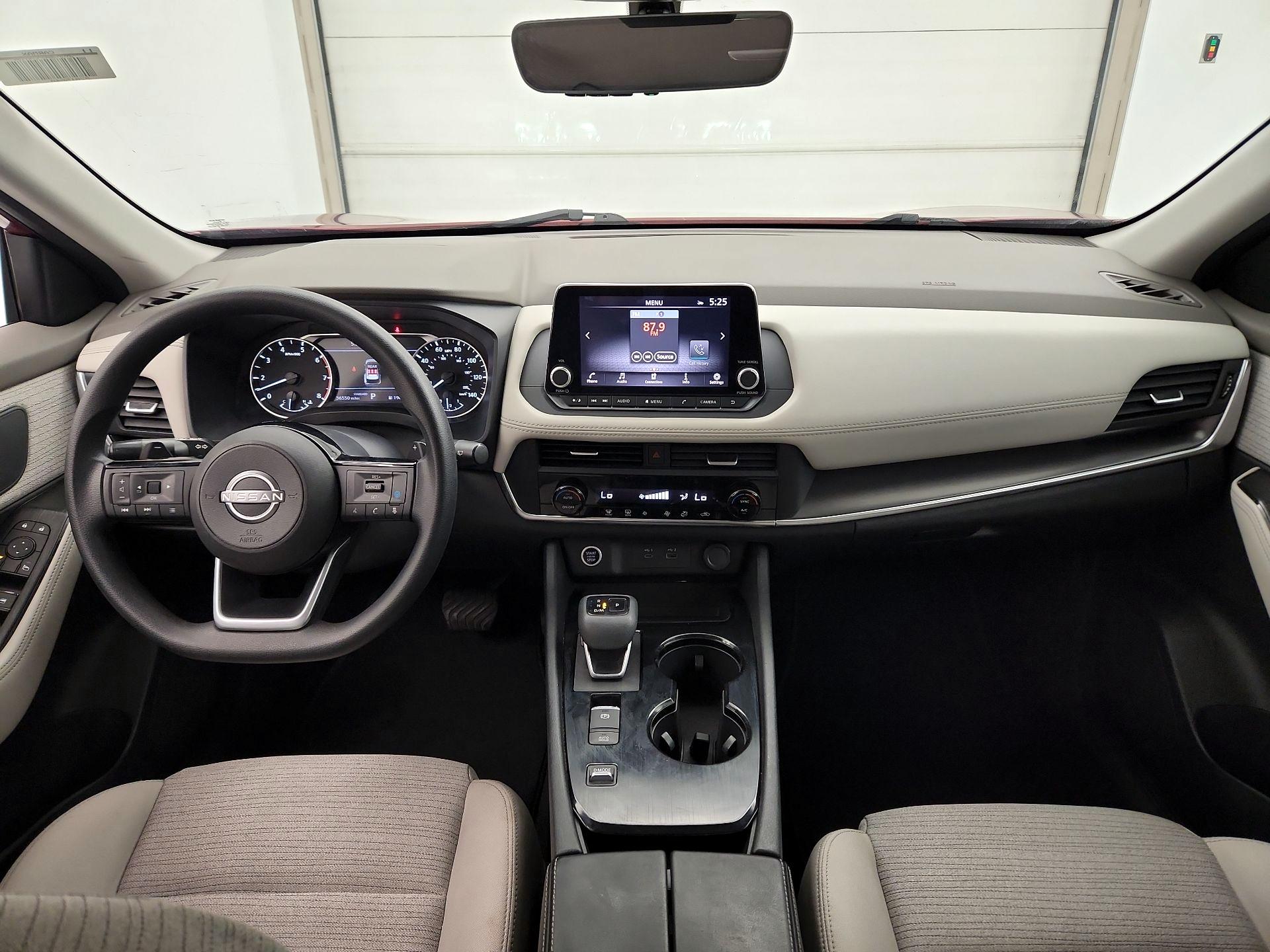 Thumbnail: 2023 Nissan Rogue - 9