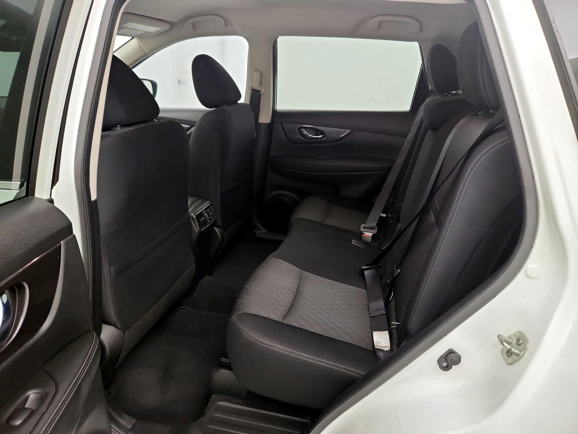Thumbnail: 2020 Nissan Rogue - 19