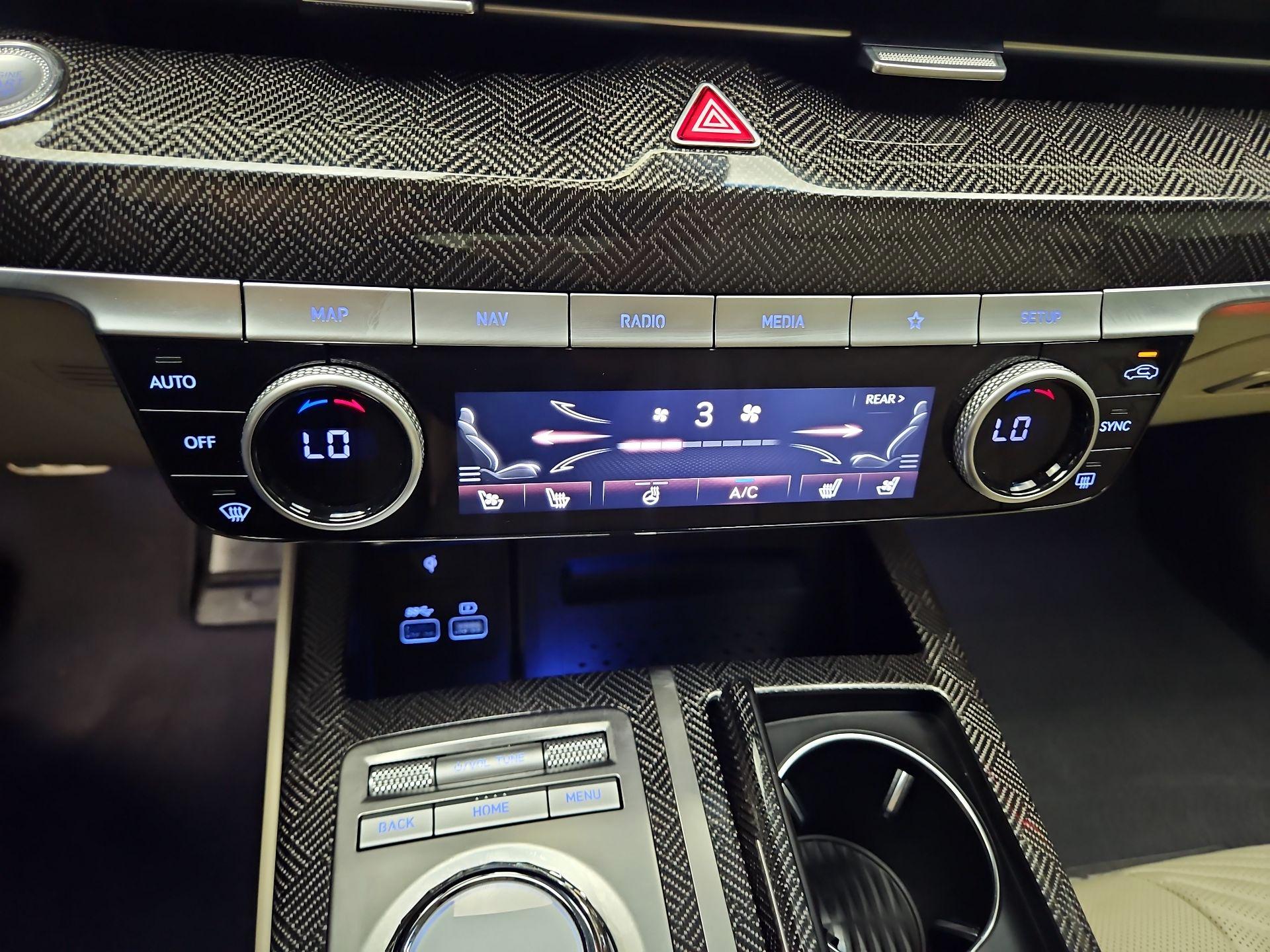 Thumbnail: 2023 Genesis G80 - 17