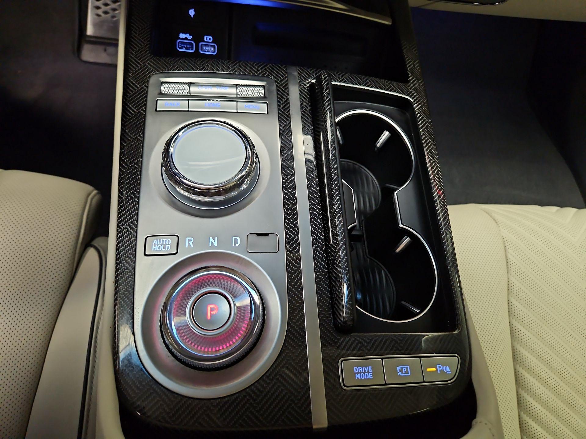 Thumbnail: 2023 Genesis G80 - 18