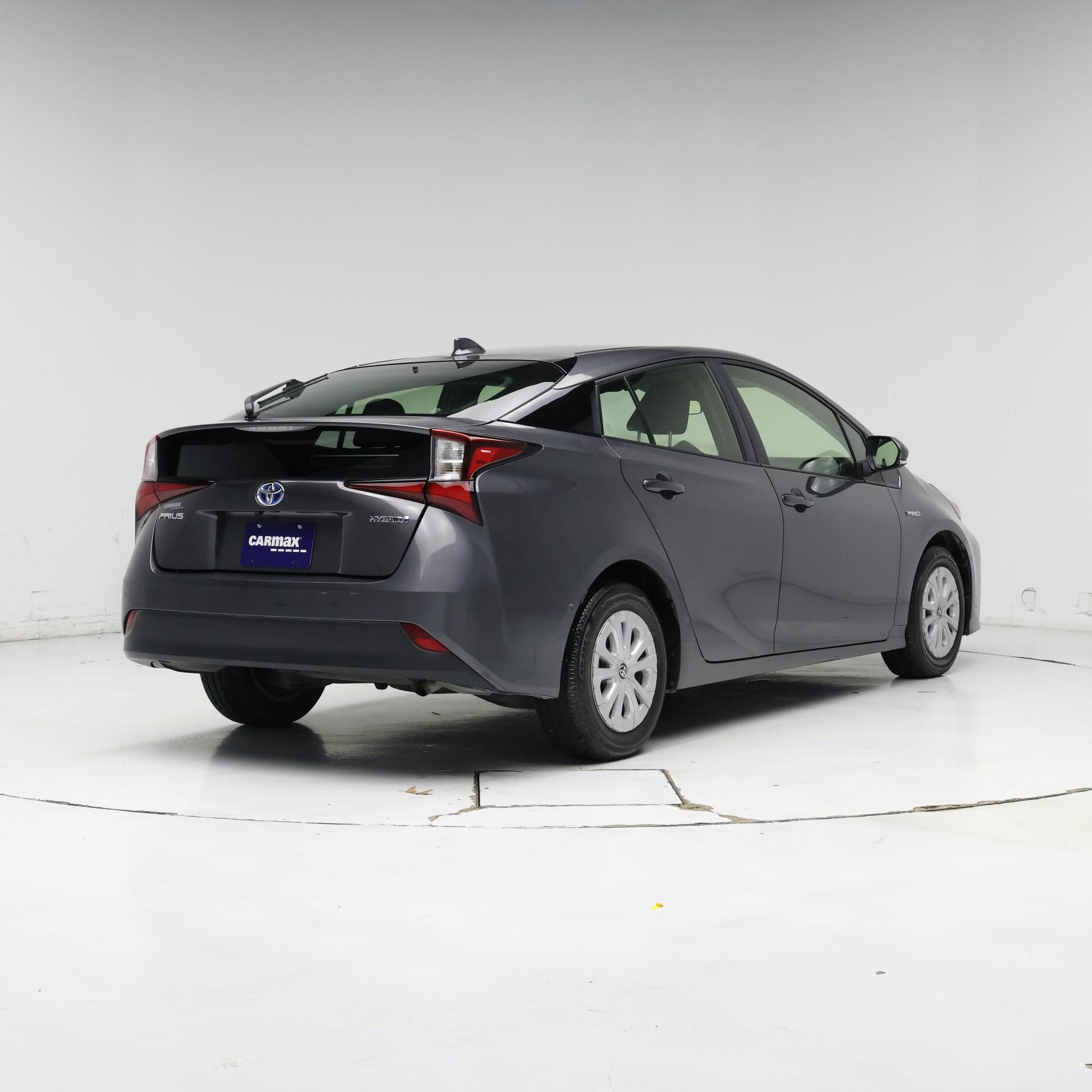 Thumbnail: 2021 Toyota Prius - 8