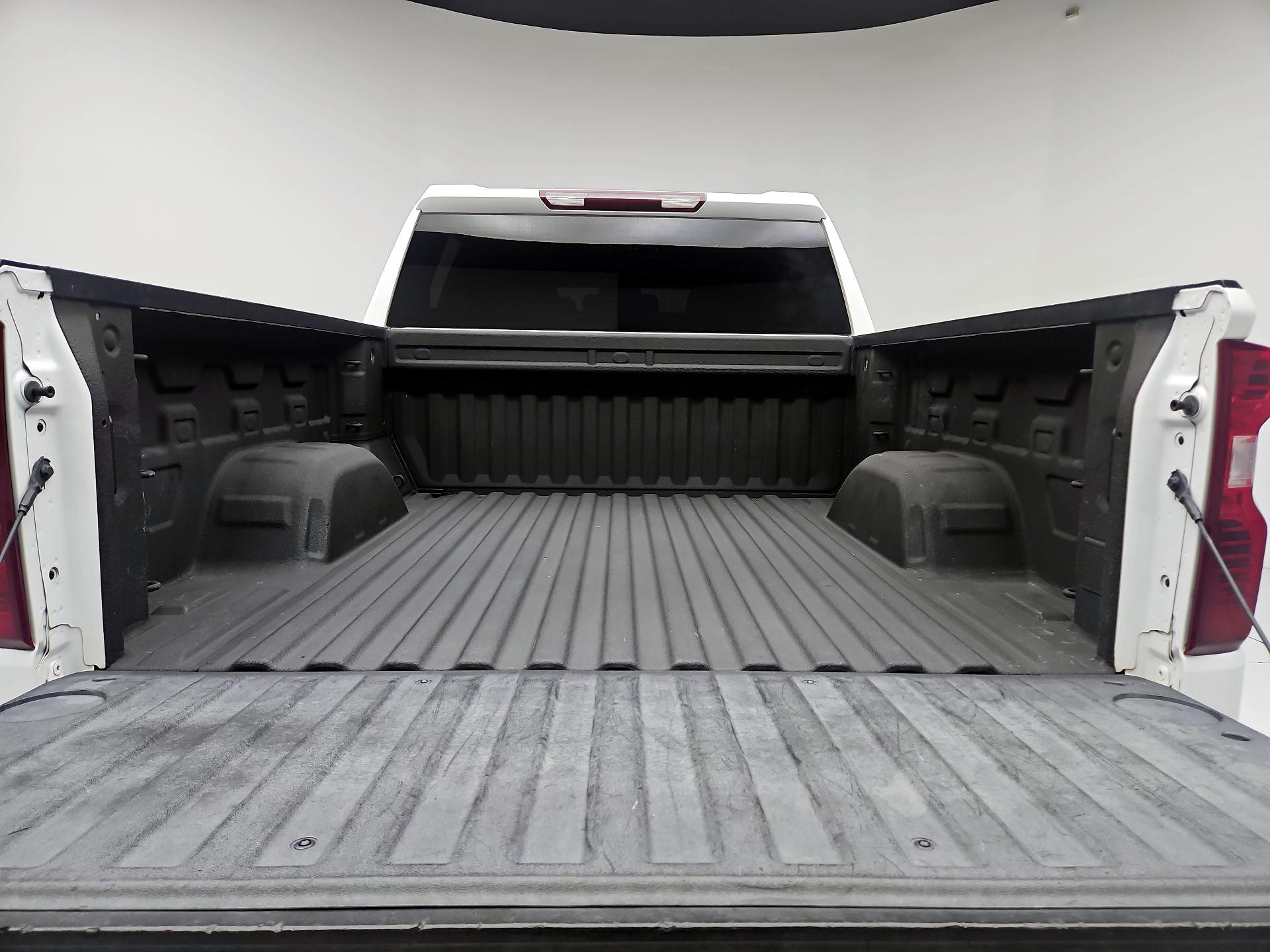 Thumbnail: 2020 Chevrolet Silverado 1500 - 20