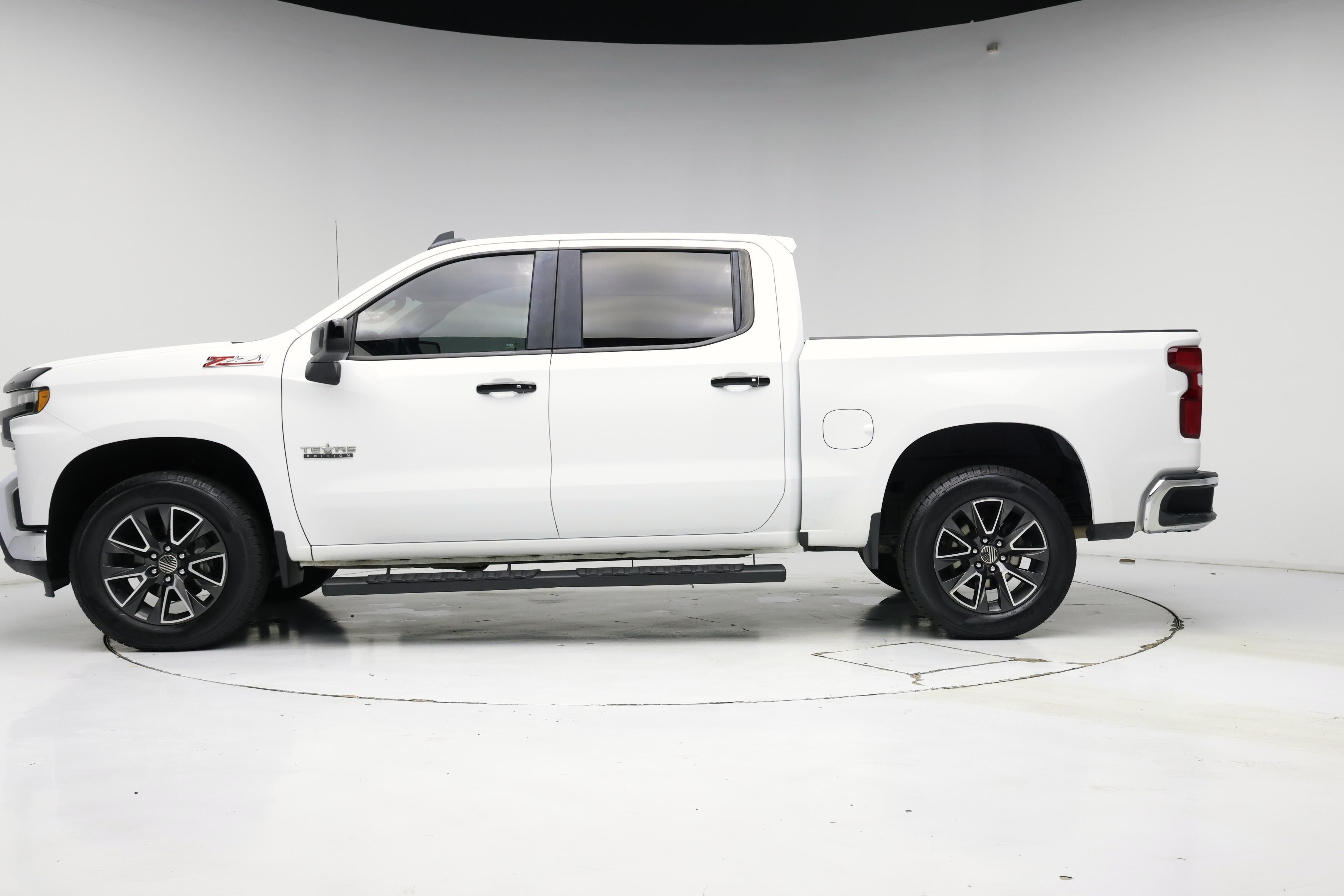 Thumbnail: 2020 Chevrolet Silverado 1500 - 3