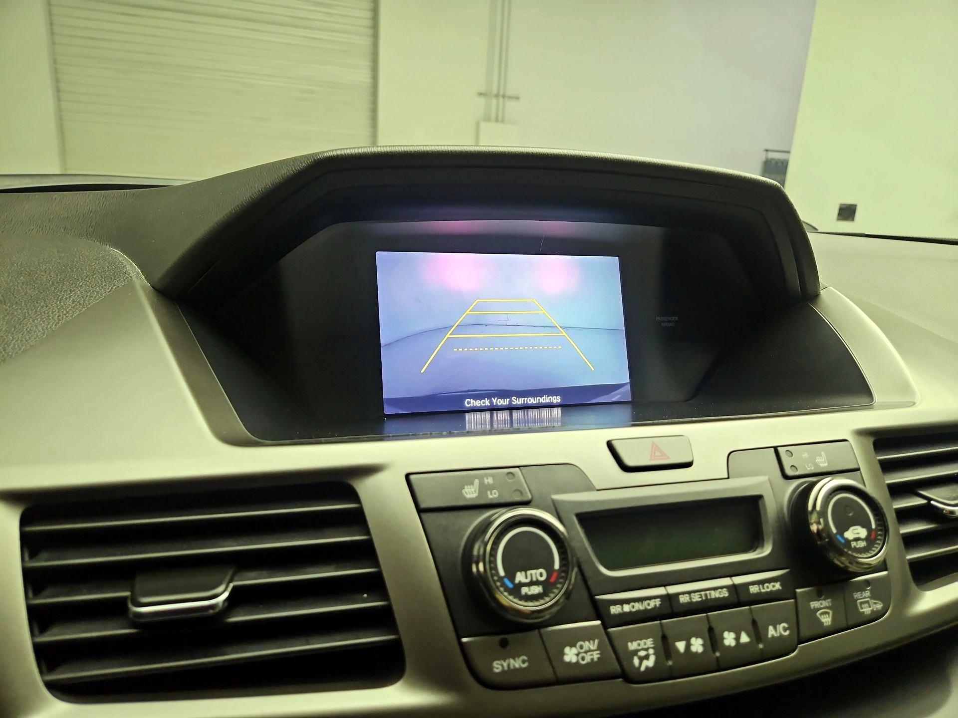 Thumbnail: 2016 Honda Odyssey - 14