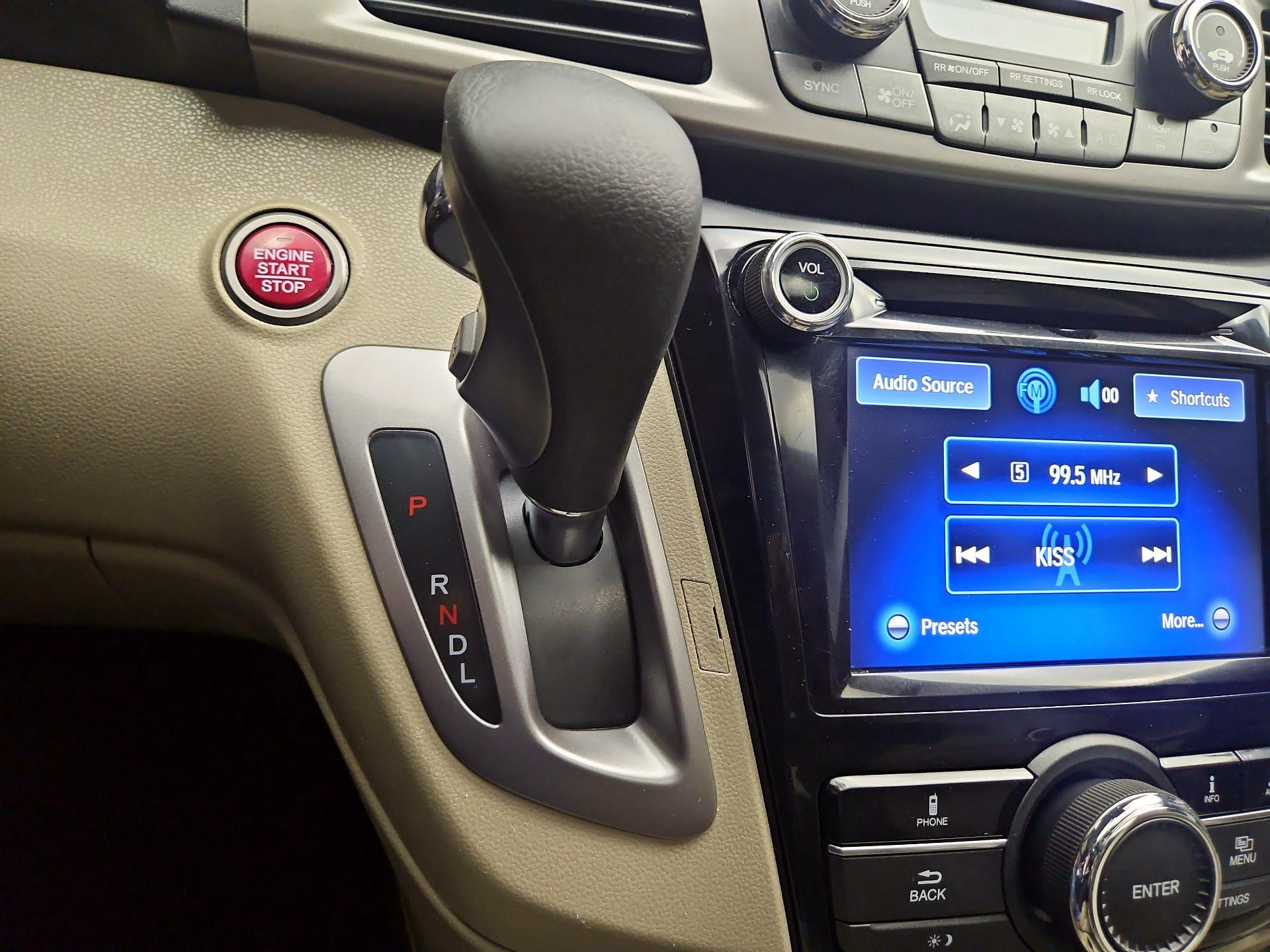 Thumbnail: 2016 Honda Odyssey - 17