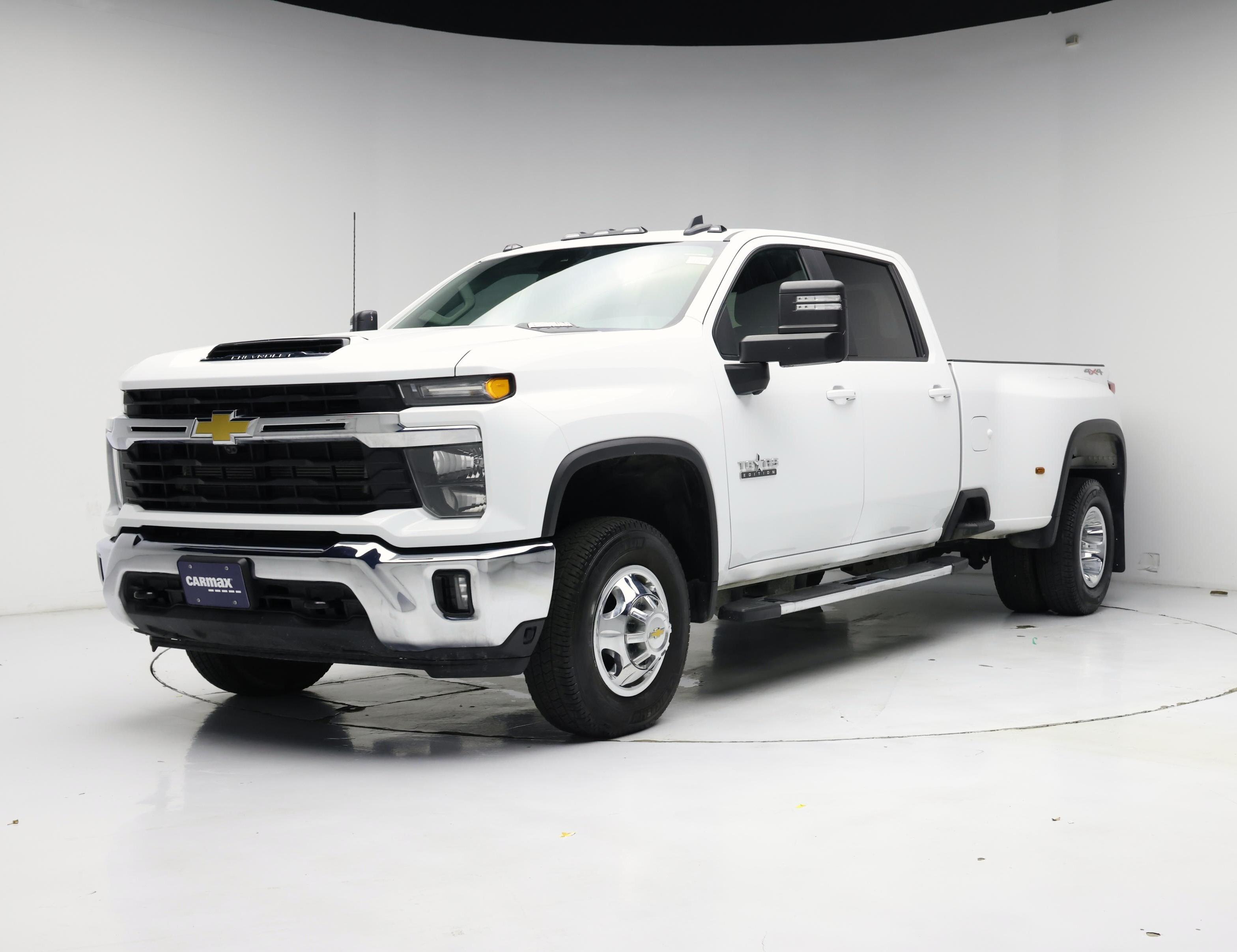 Thumbnail: 2024 Chevrolet Silverado 3500 - 4
