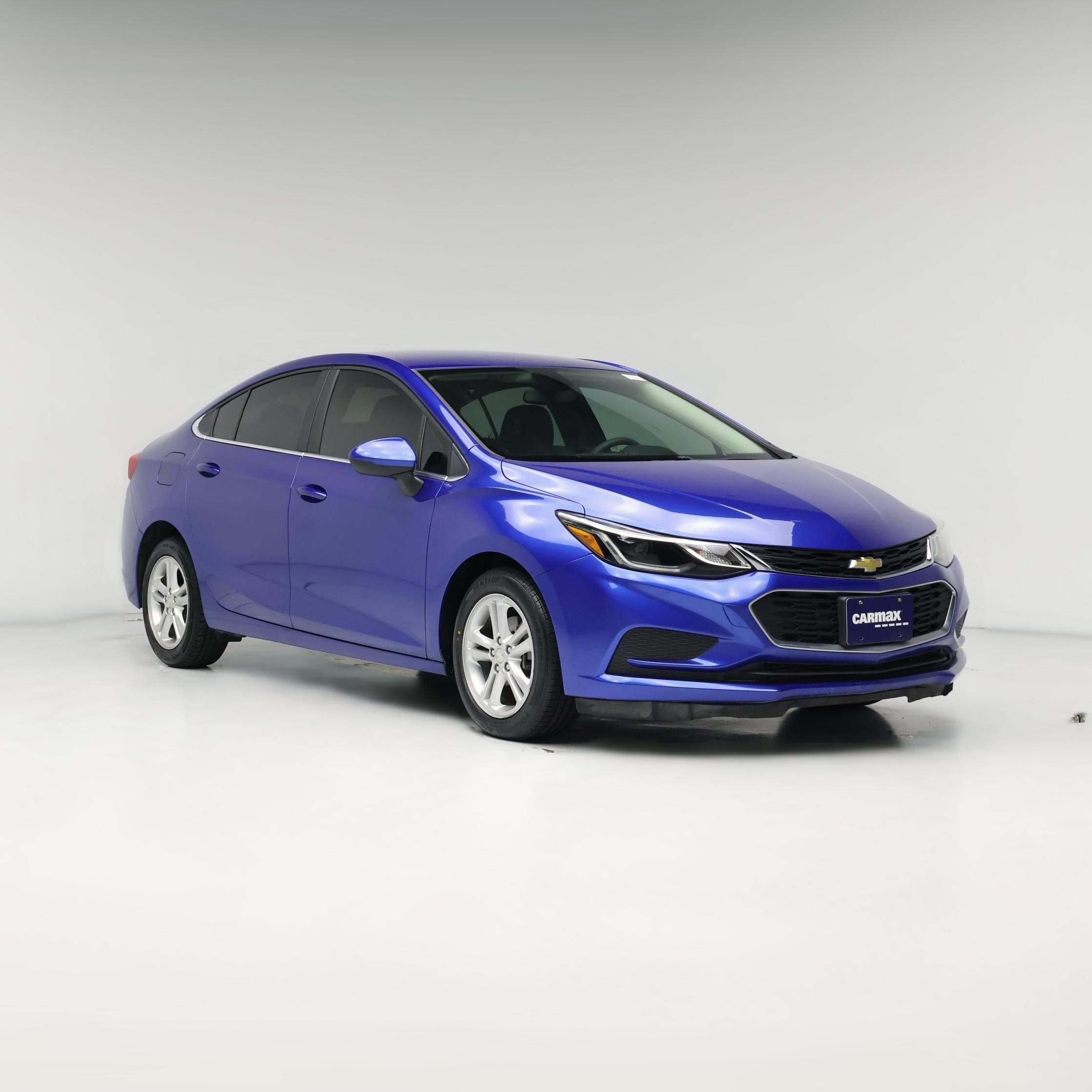 Thumbnail: 2017 Chevrolet Cruze - 1