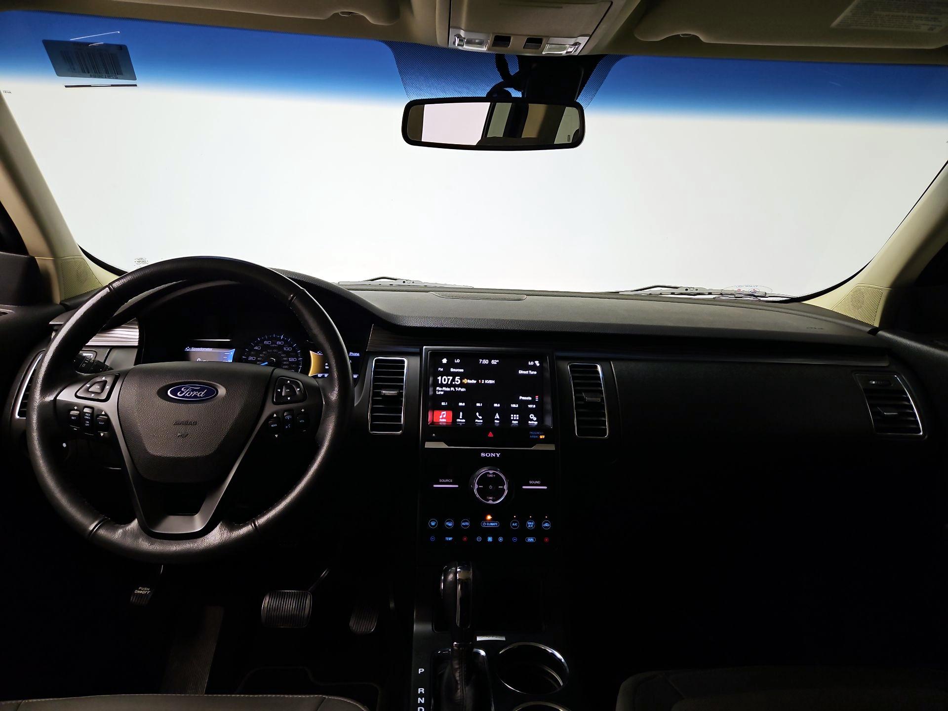 Thumbnail: 2018 Ford Flex - 9