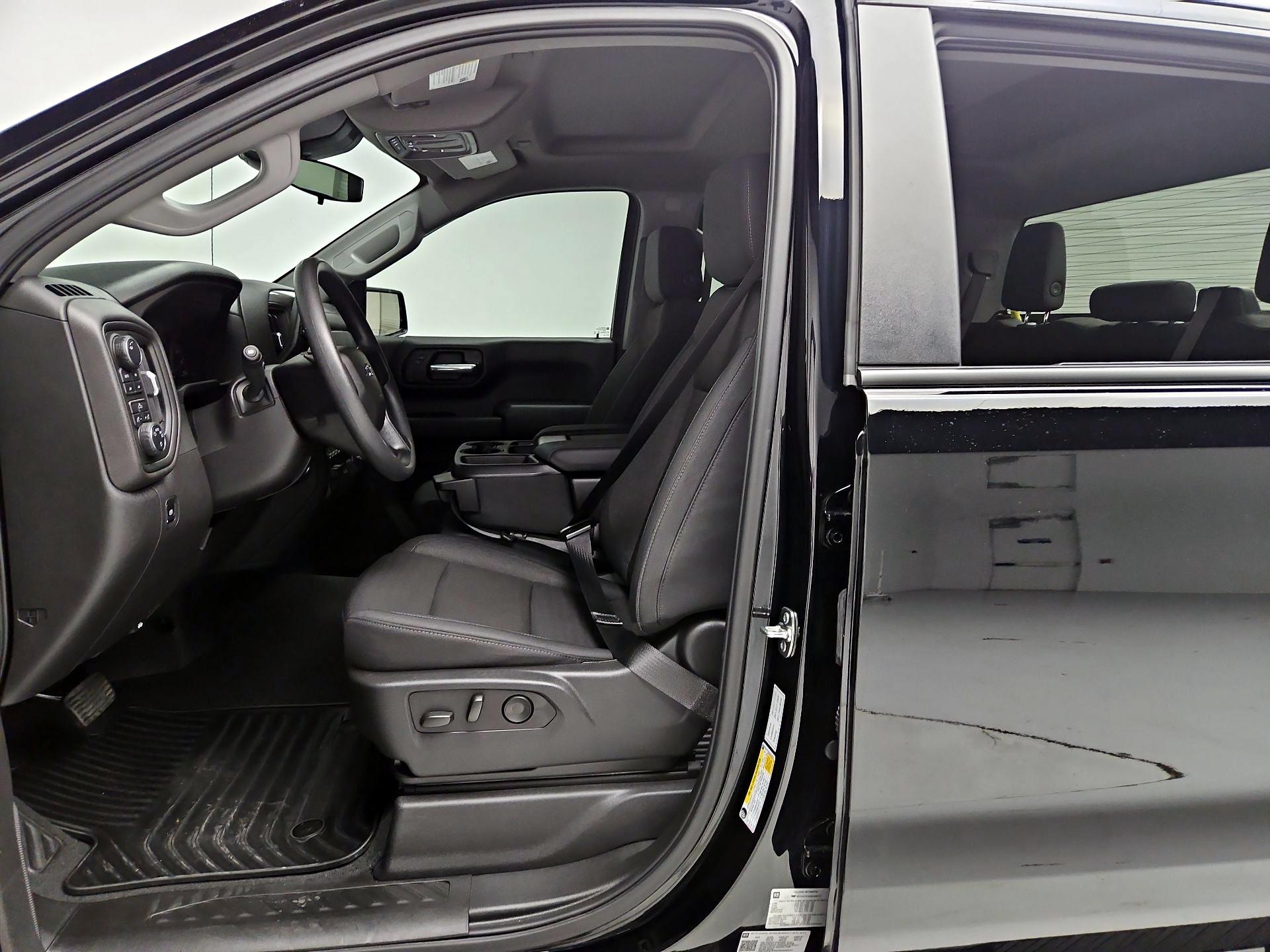 Thumbnail: 2025 Chevrolet Silverado 1500 - 11