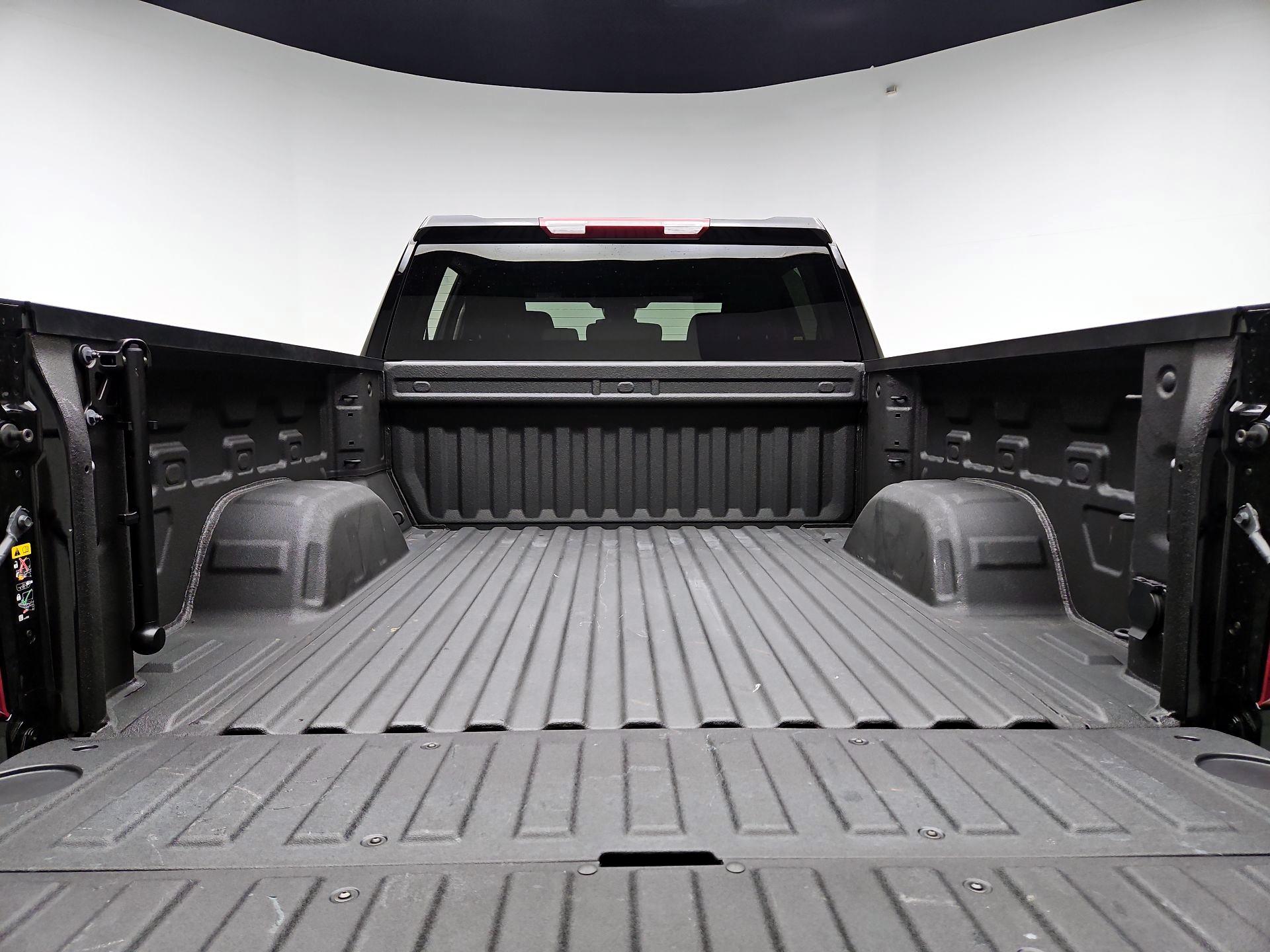 Thumbnail: 2025 Chevrolet Silverado 1500 - 20