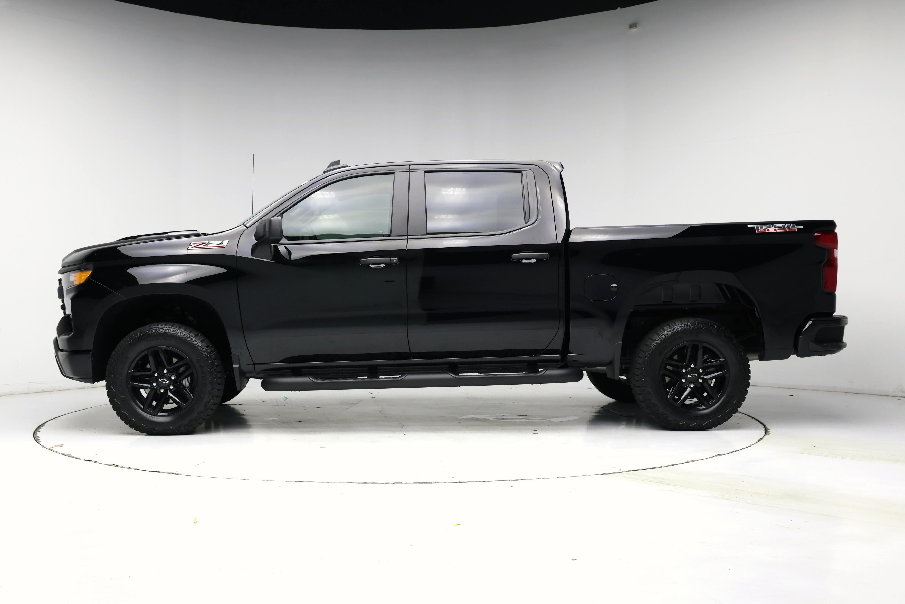 Thumbnail: 2025 Chevrolet Silverado 1500 - 3