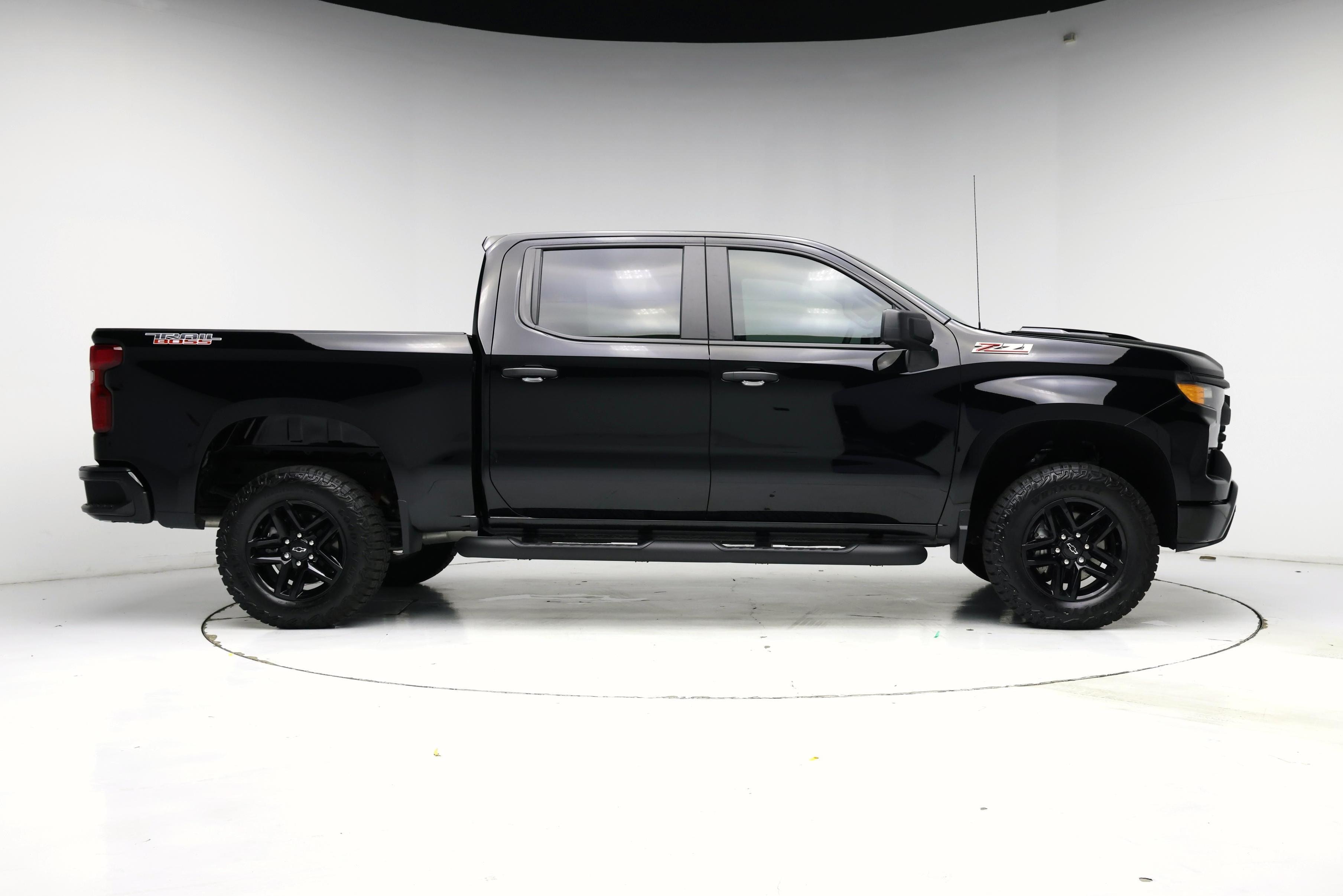 Thumbnail: 2025 Chevrolet Silverado 1500 - 7